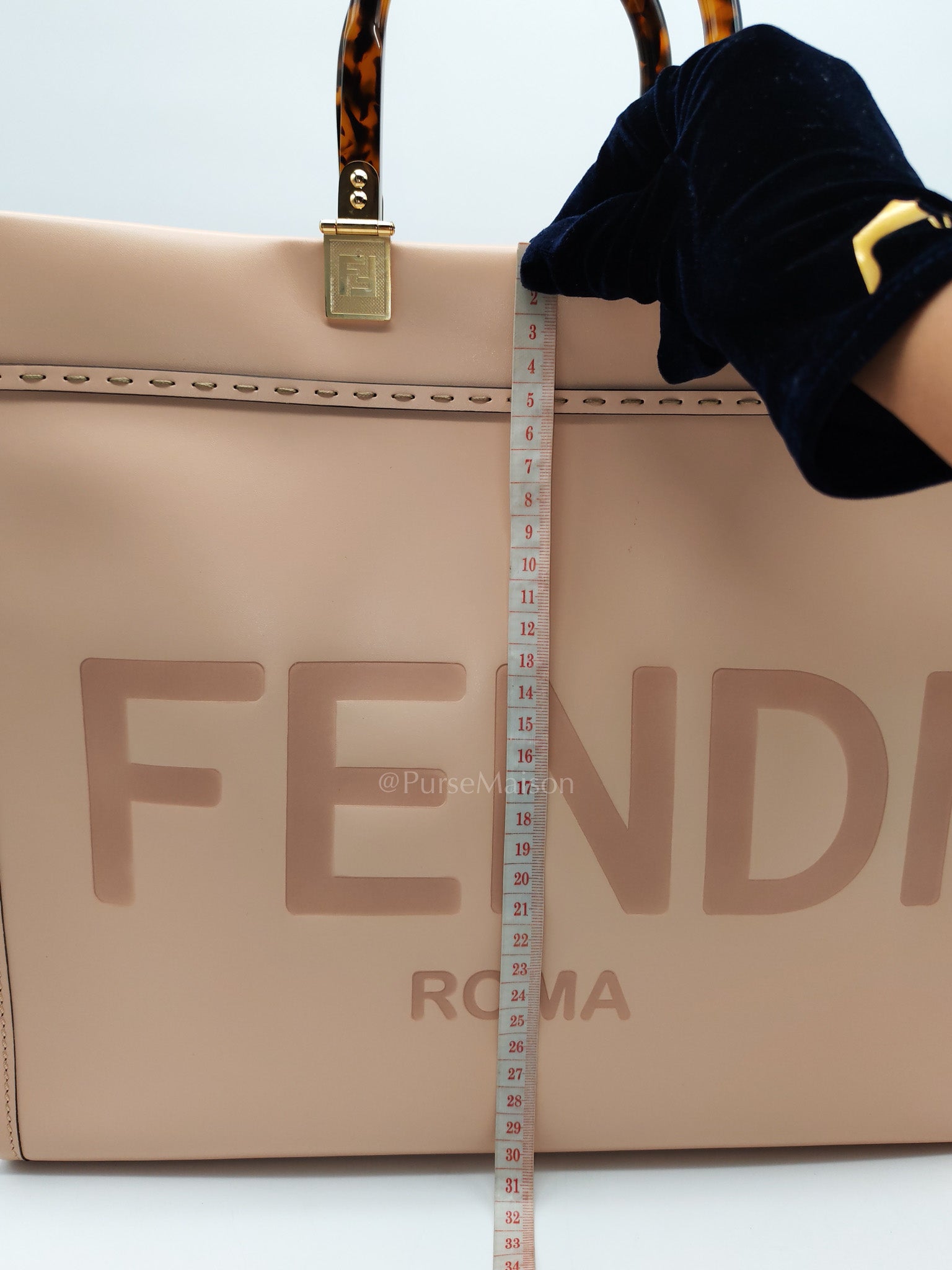Fendi Sunshine Medium Tote Bag in Light Rose Shoulder Bag | Purse Maison Luxury Bags Shop