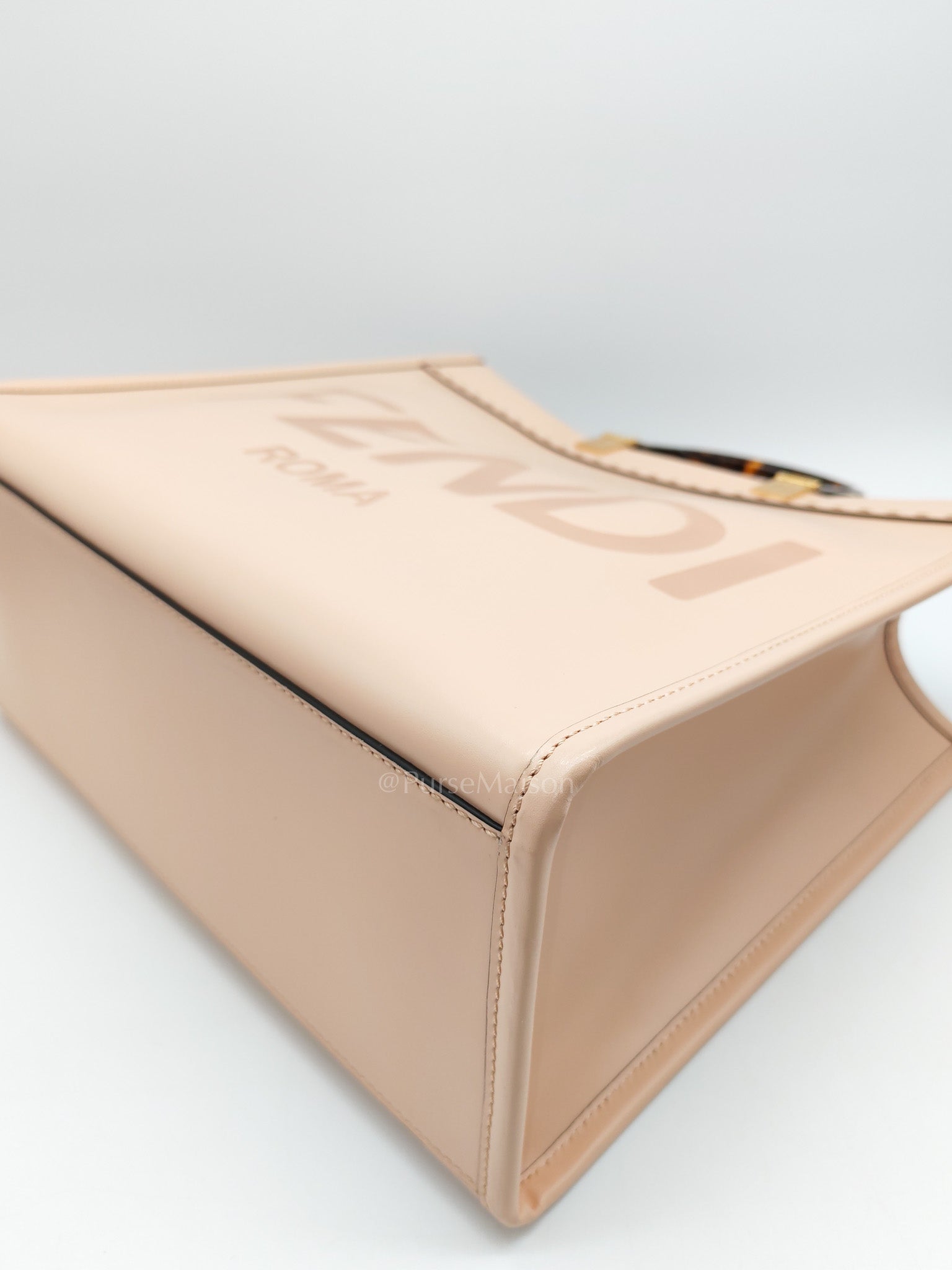 Fendi Sunshine Medium Tote Bag in Light Rose Shoulder Bag | Purse Maison Luxury Bags Shop