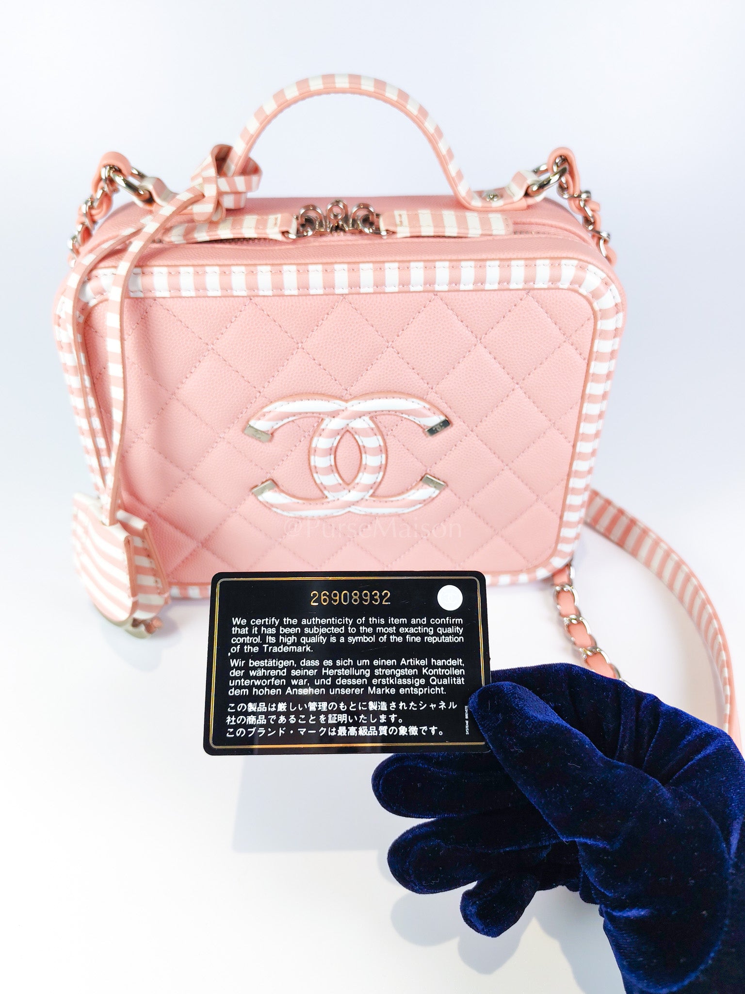 Filigree Vanity Case in Medium Pink Caviar Leather and Silver Hardware Series 26 | Purse Maison Luxury Bags Shop