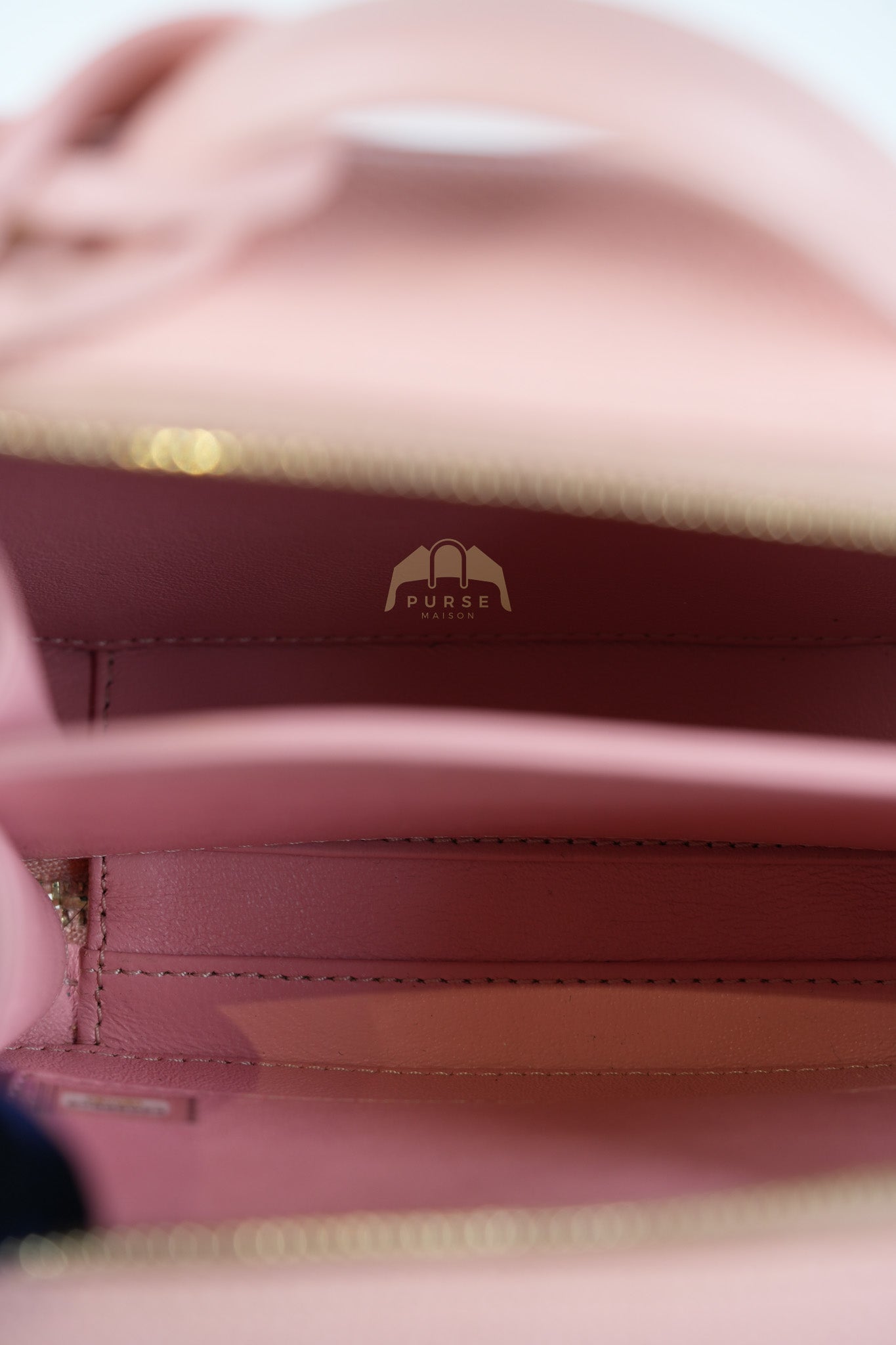 Filigree Vanity Case Small in Pink Caviar Leather Aged Gold Hardware Series 27 | Purse Maison Luxury Bags Shop