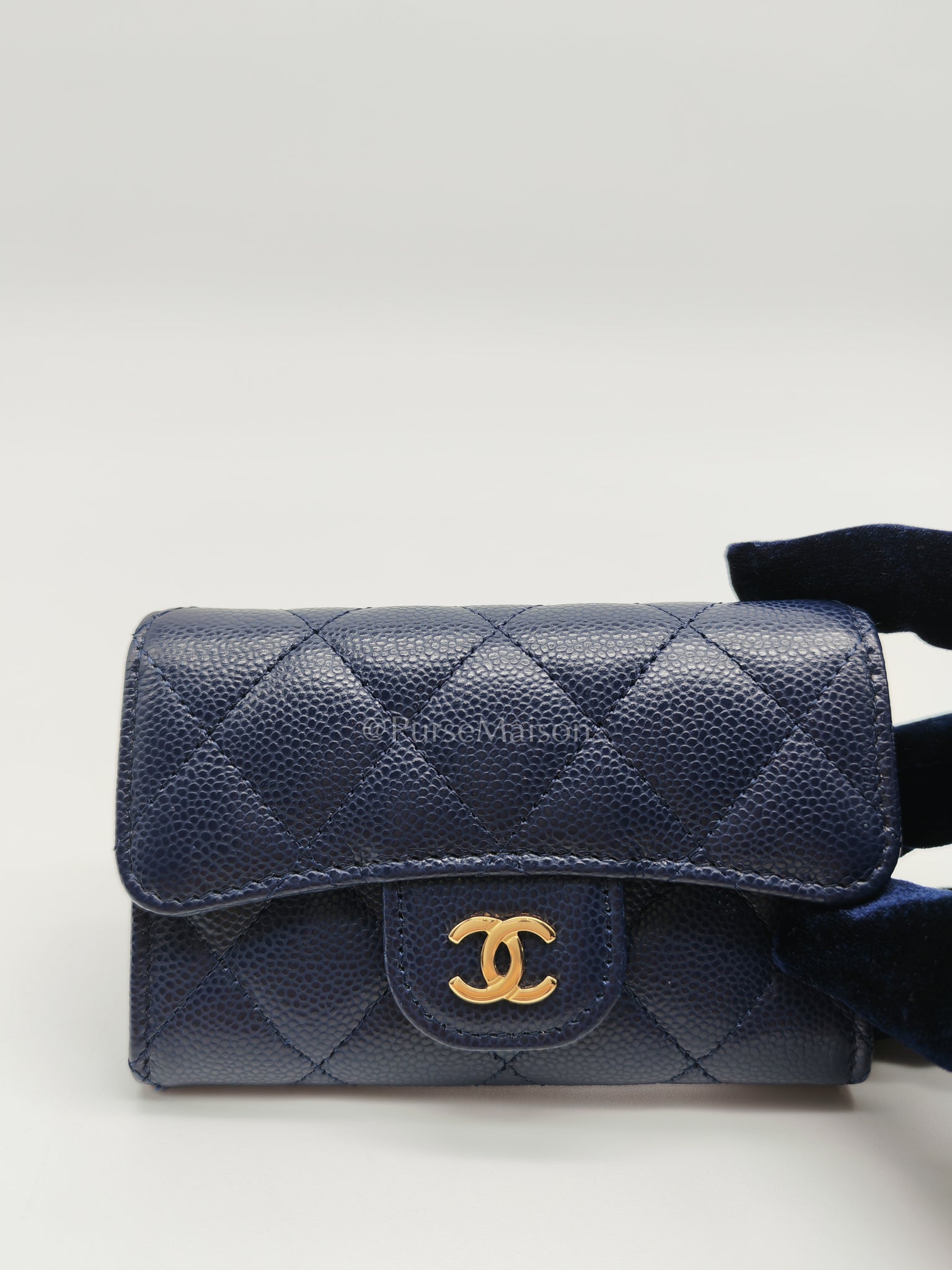 Flap Card Holder in Navy Blue Caviar Leather and Gold Hardware (Microchip) | Purse Maison Luxury Bags Shop