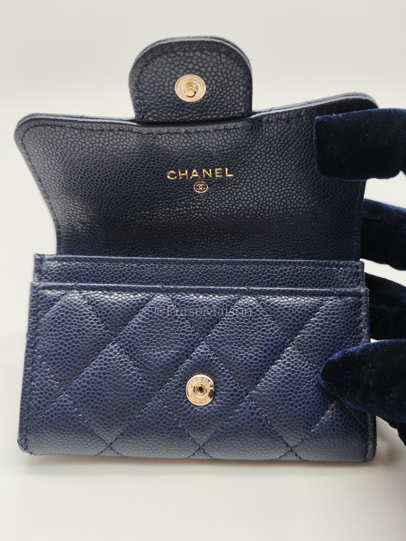 Flap Card Holder in Navy Blue Caviar Leather and Gold Hardware (Microchip) | Purse Maison Luxury Bags Shop