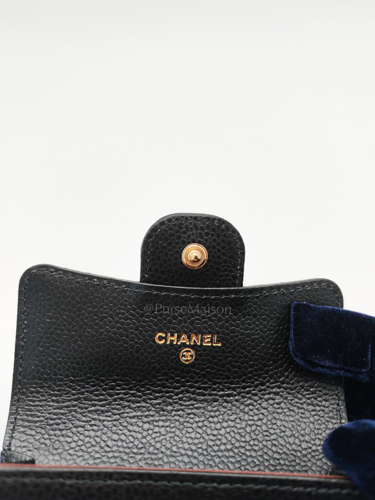 Flap Card Holder in Quilted Caviar Leather and Light Gold Hardware (Microchip) | Purse Maison Luxury Bags Shop