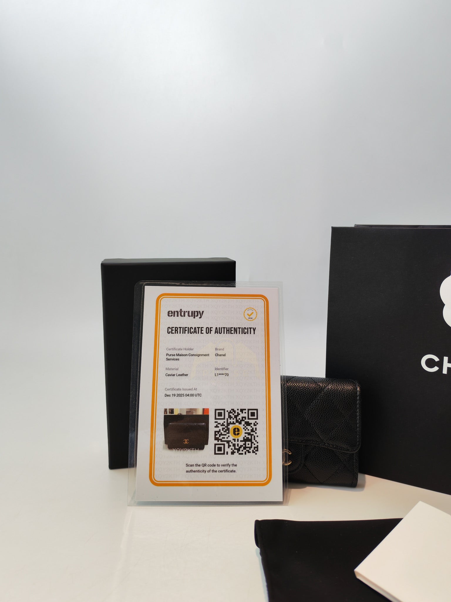 Flap Card Holder with Zipper in Black Caviar Leather & Gold Hardware Microchip(L1****70) | Purse Maison Luxury Bags Shop