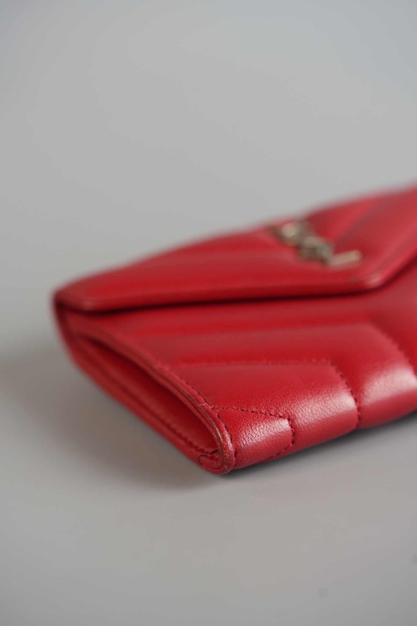 Flap Wallet in Red Lambskin Leather | Purse Maison Luxury Bags Shop