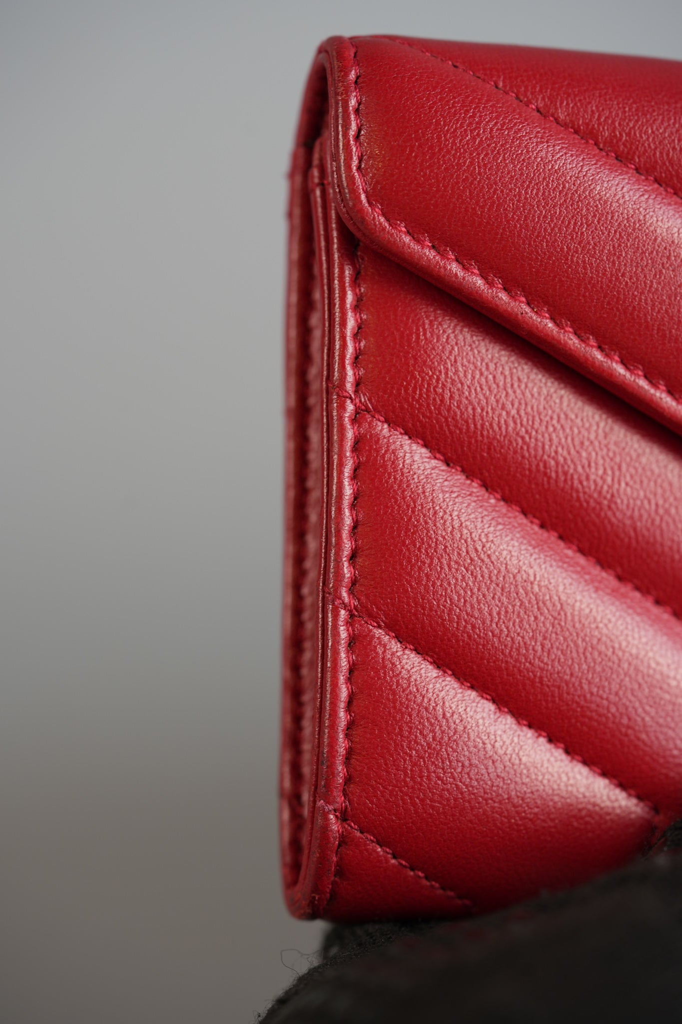 Flap Wallet in Red Lambskin Leather | Purse Maison Luxury Bags Shop