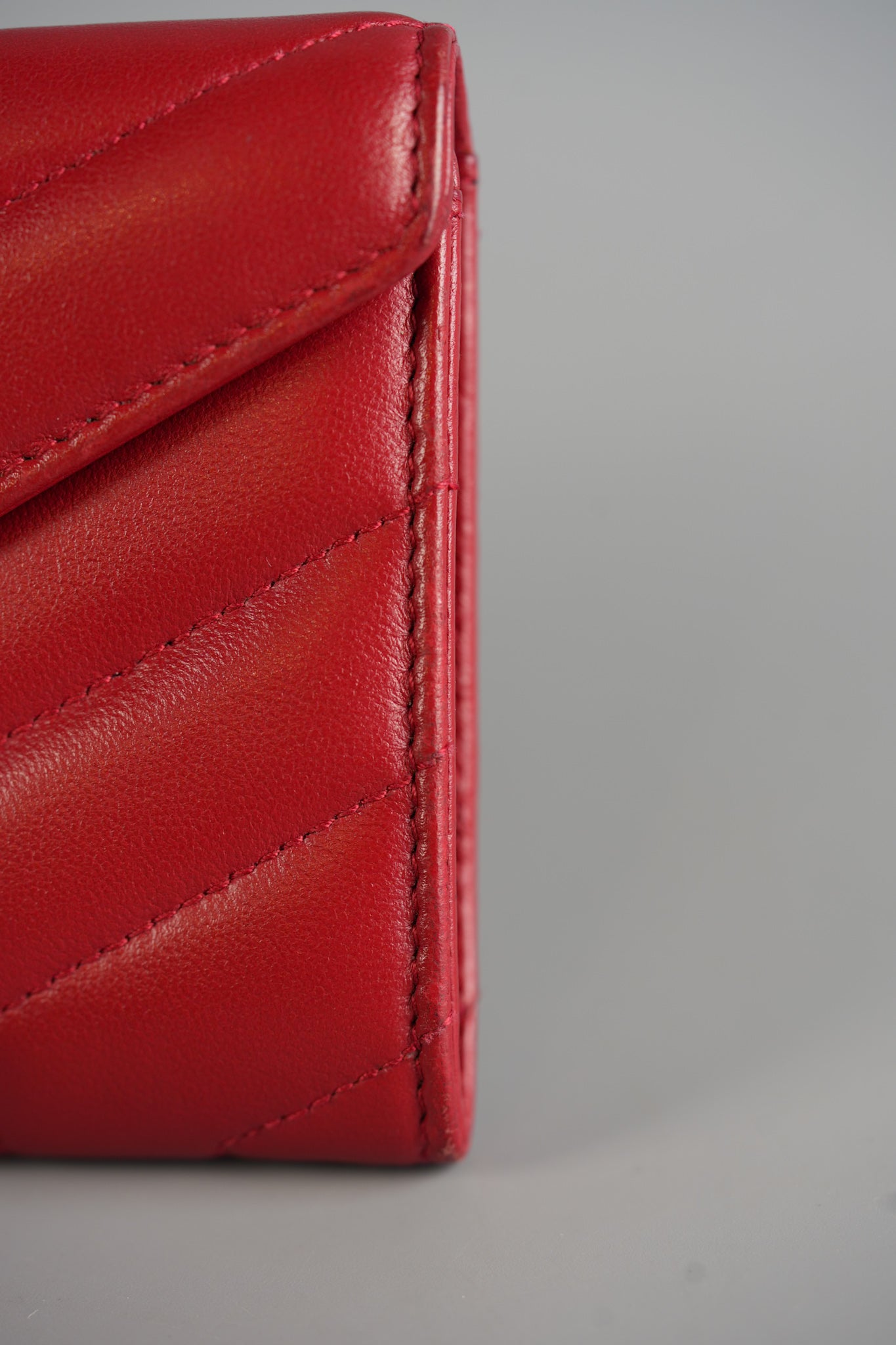 Flap Wallet in Red Lambskin Leather | Purse Maison Luxury Bags Shop