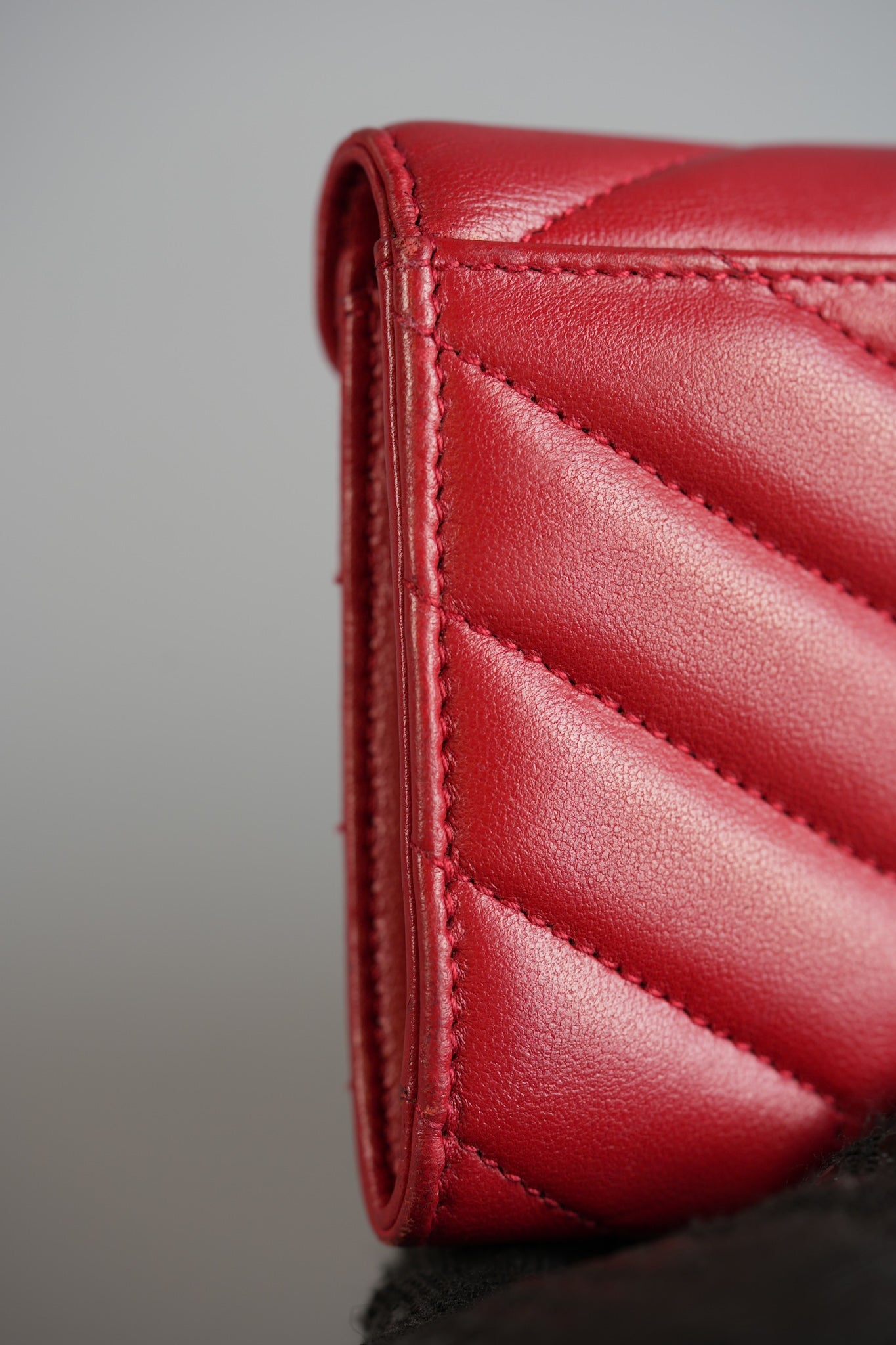 Flap Wallet in Red Lambskin Leather | Purse Maison Luxury Bags Shop