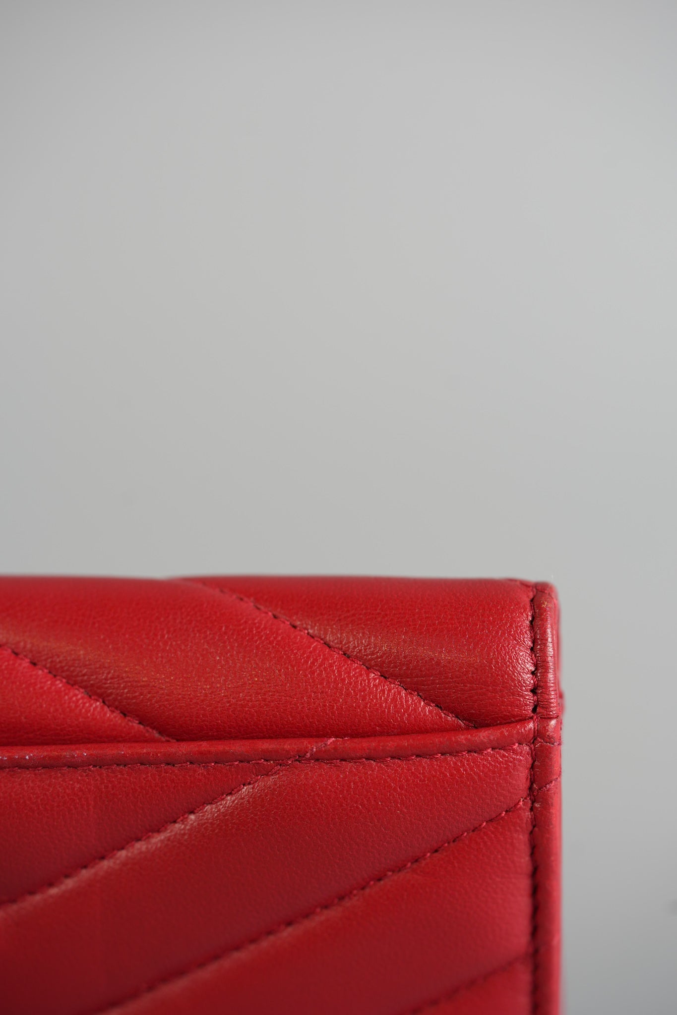 Flap Wallet in Red Lambskin Leather | Purse Maison Luxury Bags Shop