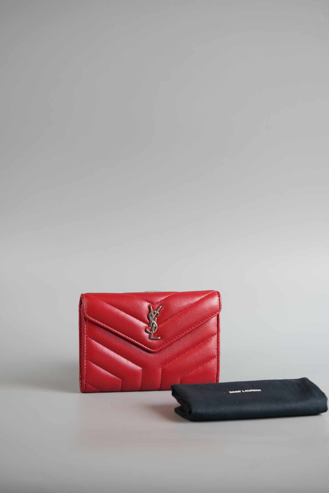 Flap Wallet in Red Lambskin Leather | Purse Maison Luxury Bags Shop