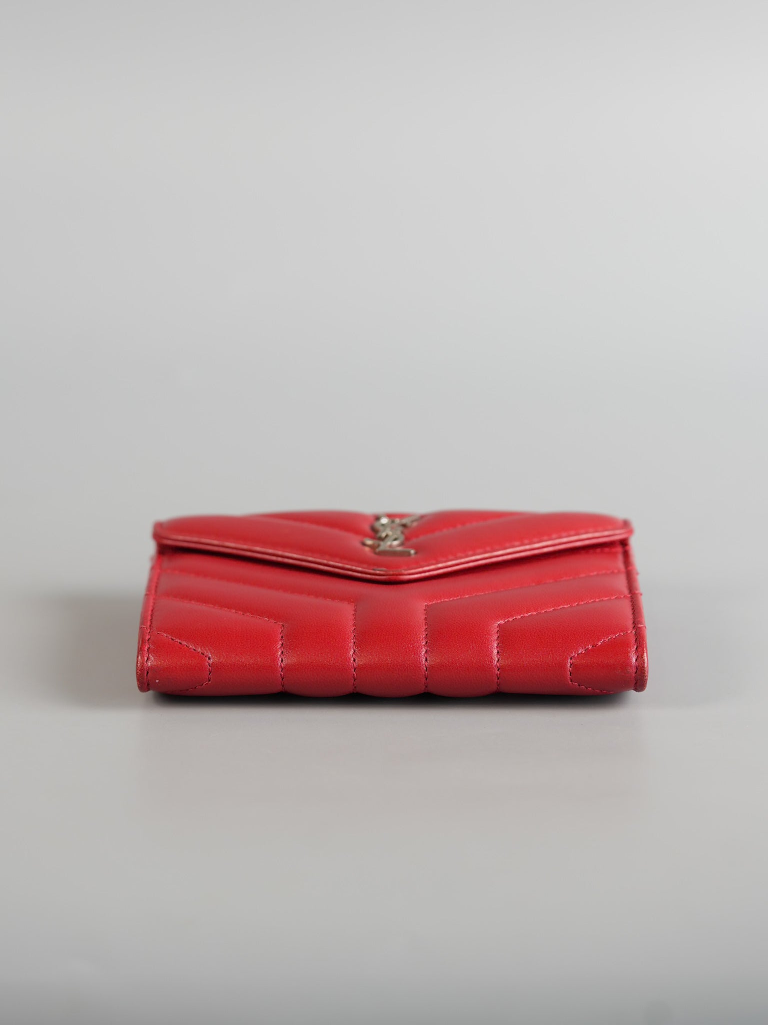 Flap Wallet in Red Lambskin Leather | Purse Maison Luxury Bags Shop