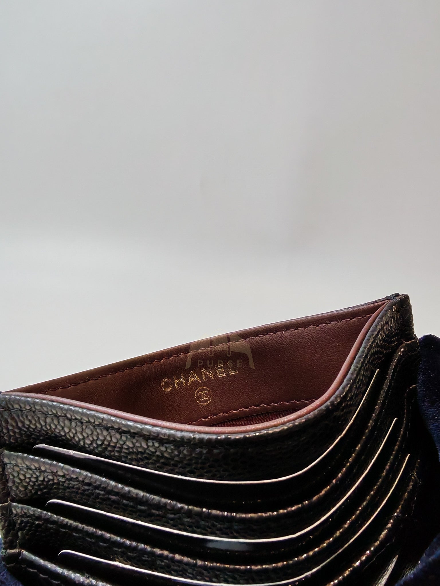 Flat Card Holder(Medium 7 Slots) in Black Caviar Leather & Gold Hardware (Microchip) | Purse Maison Luxury Bags Shop