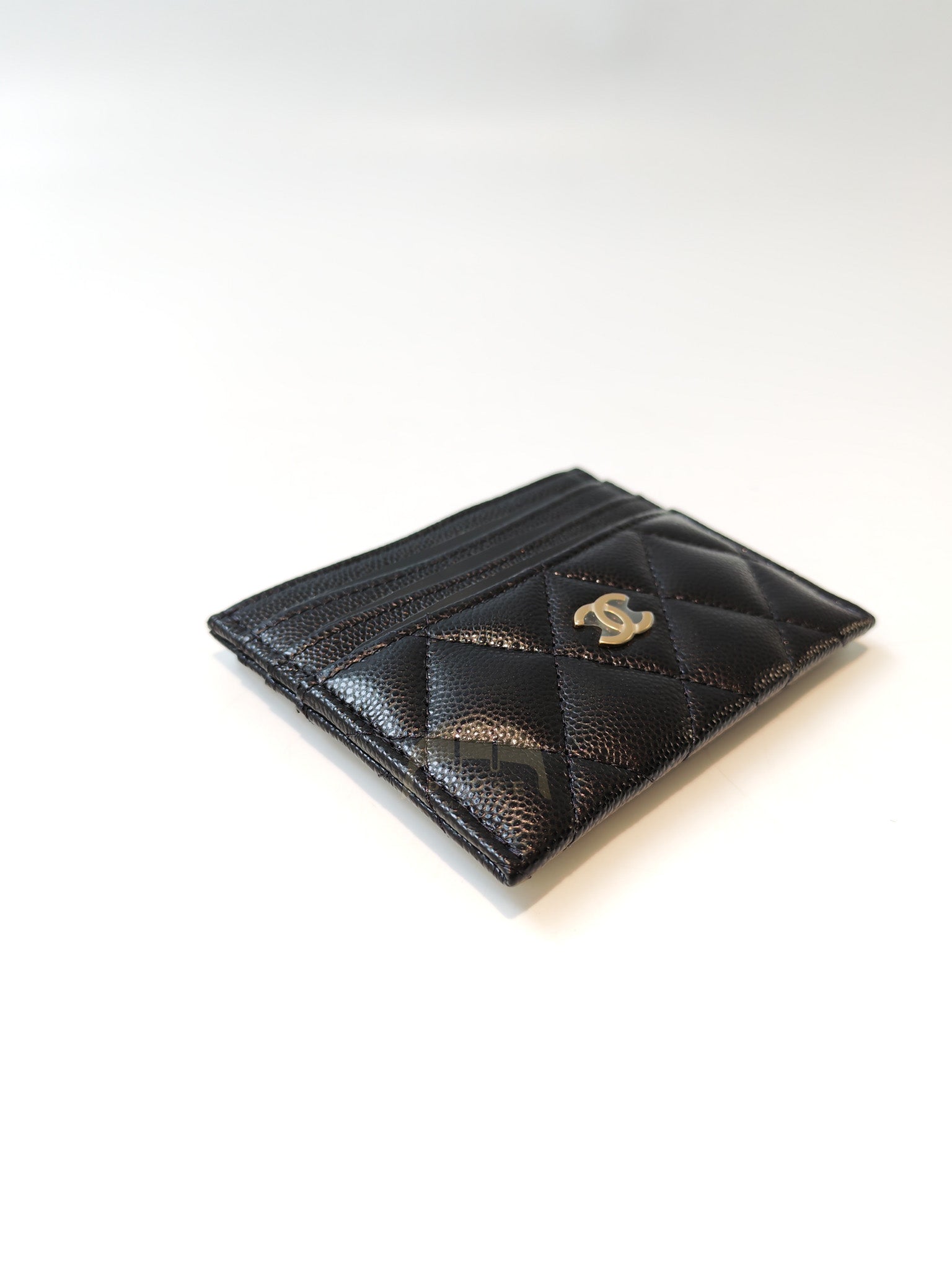 Flat Card Holder(Medium 7 Slots) in Black Caviar Leather & Gold Hardware (Microchip) | Purse Maison Luxury Bags Shop