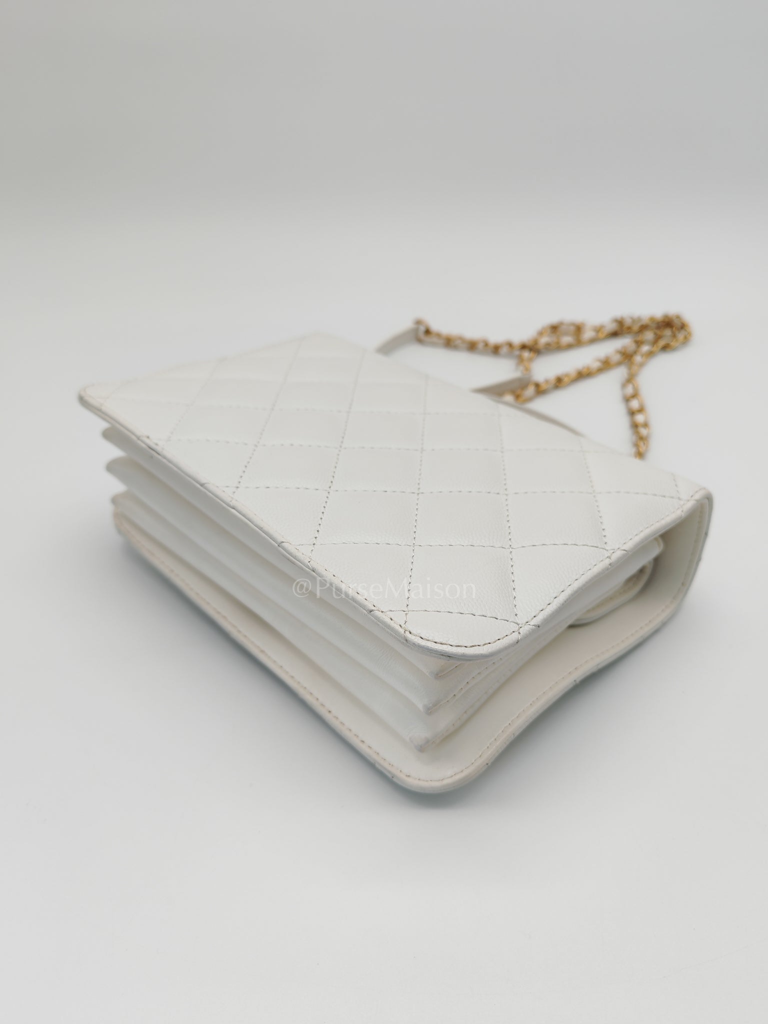 Full Flap Top Handle in White Caviar Calfskin Leather and Aged Gold Hardware (Microchip) | Purse Maison Luxury Bags Shop