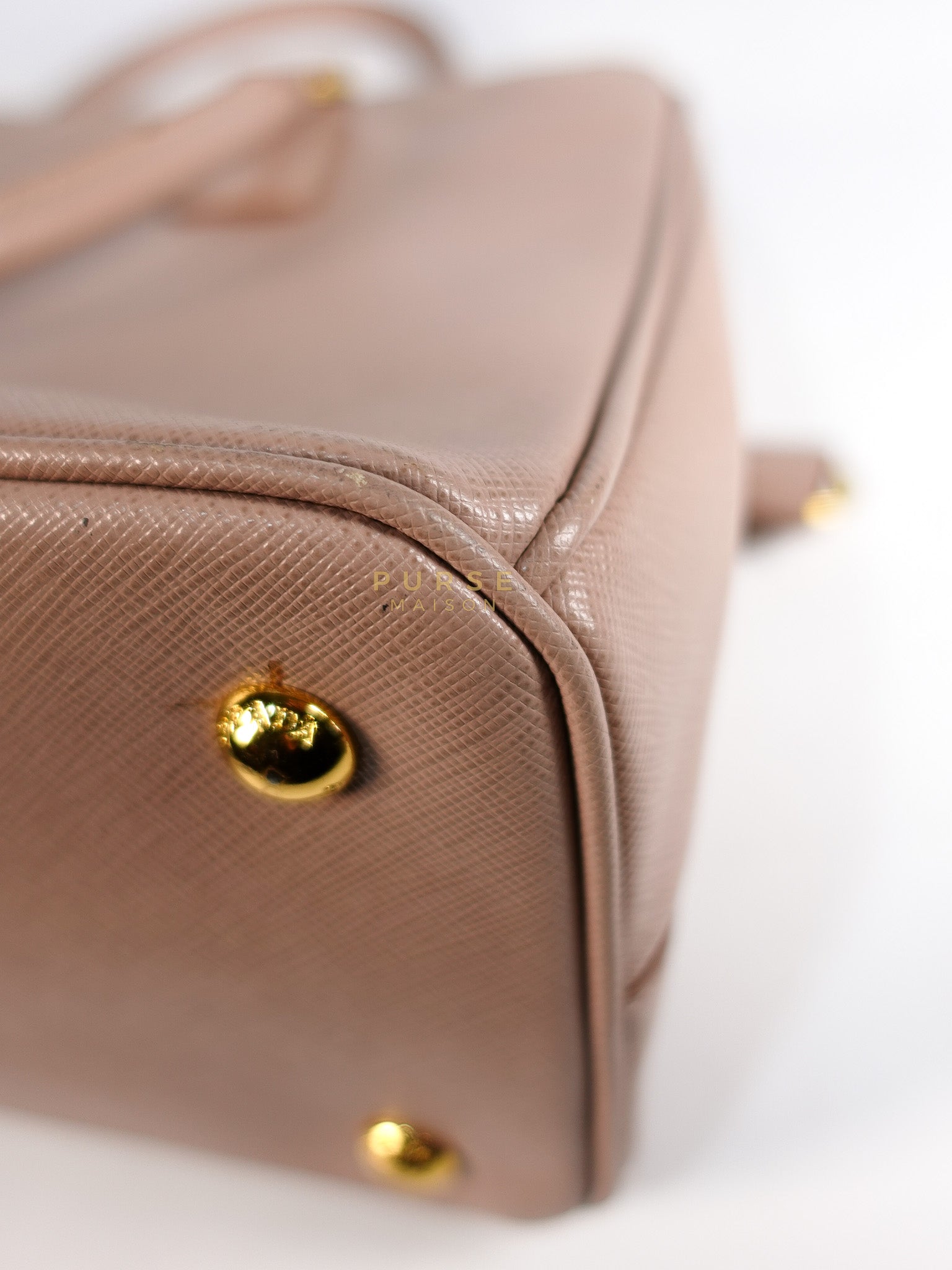 Galleria 2way Tote Bag Large in Light Pink Saffiano Leather & Gold Hardware | Purse Maison Luxury Bags Shop