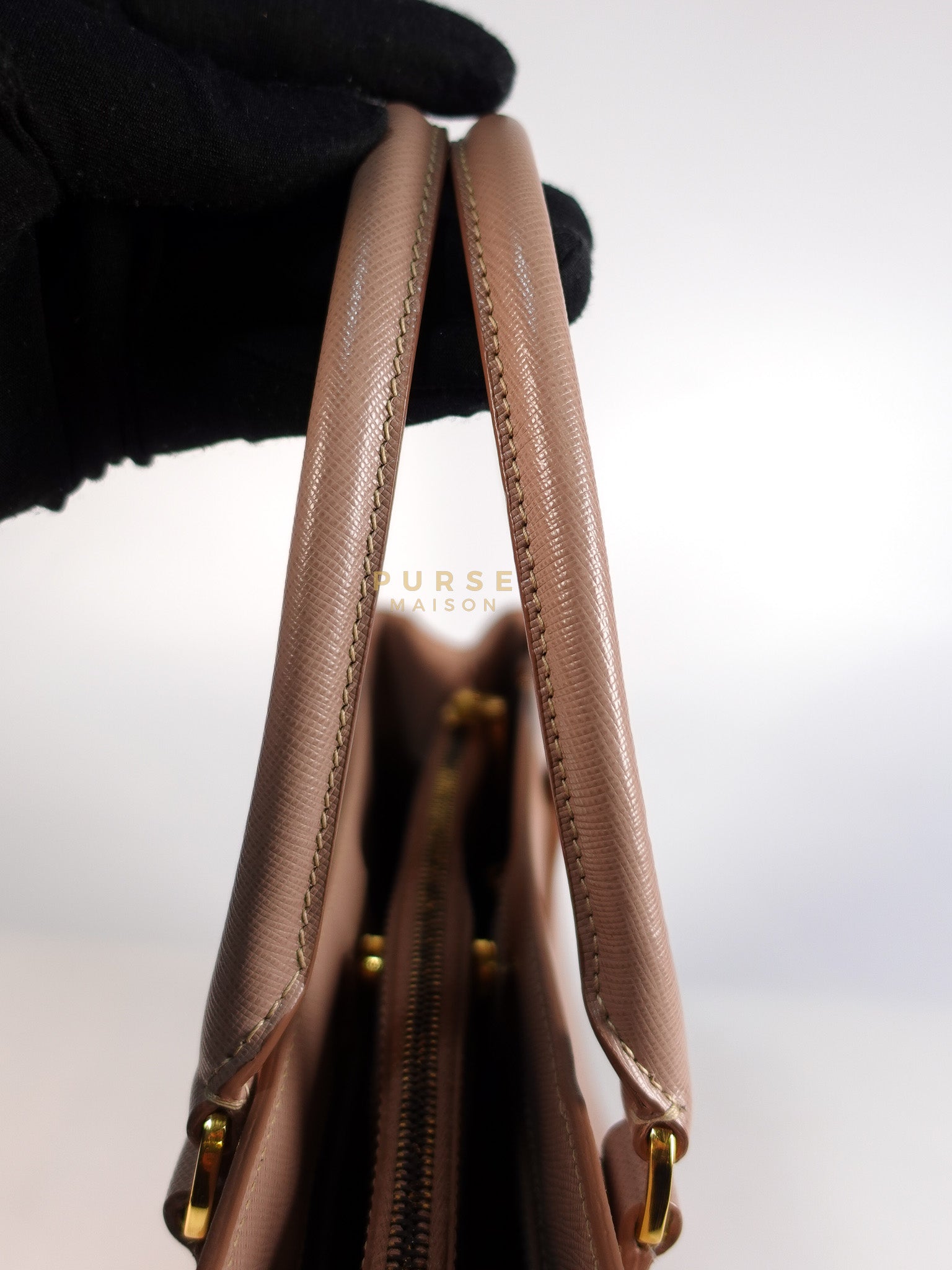 Galleria 2way Tote Bag Large in Light Pink Saffiano Leather & Gold Hardware | Purse Maison Luxury Bags Shop