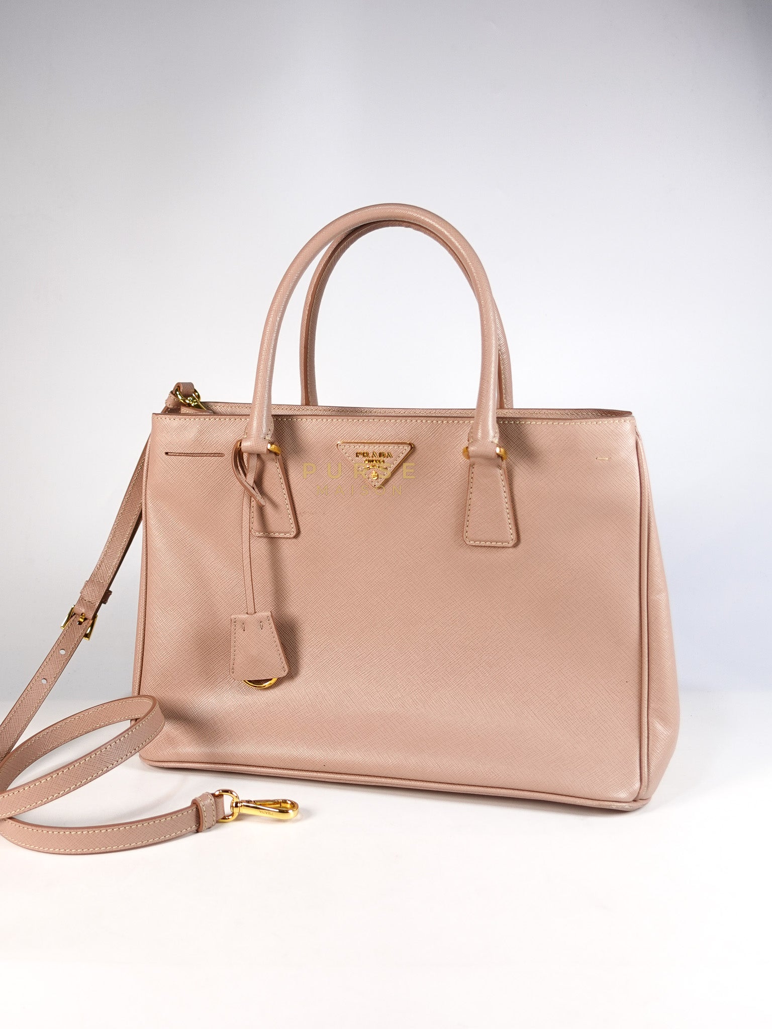 Galleria 2way Tote Bag Large in Light Pink Saffiano Leather & Gold Hardware | Purse Maison Luxury Bags Shop