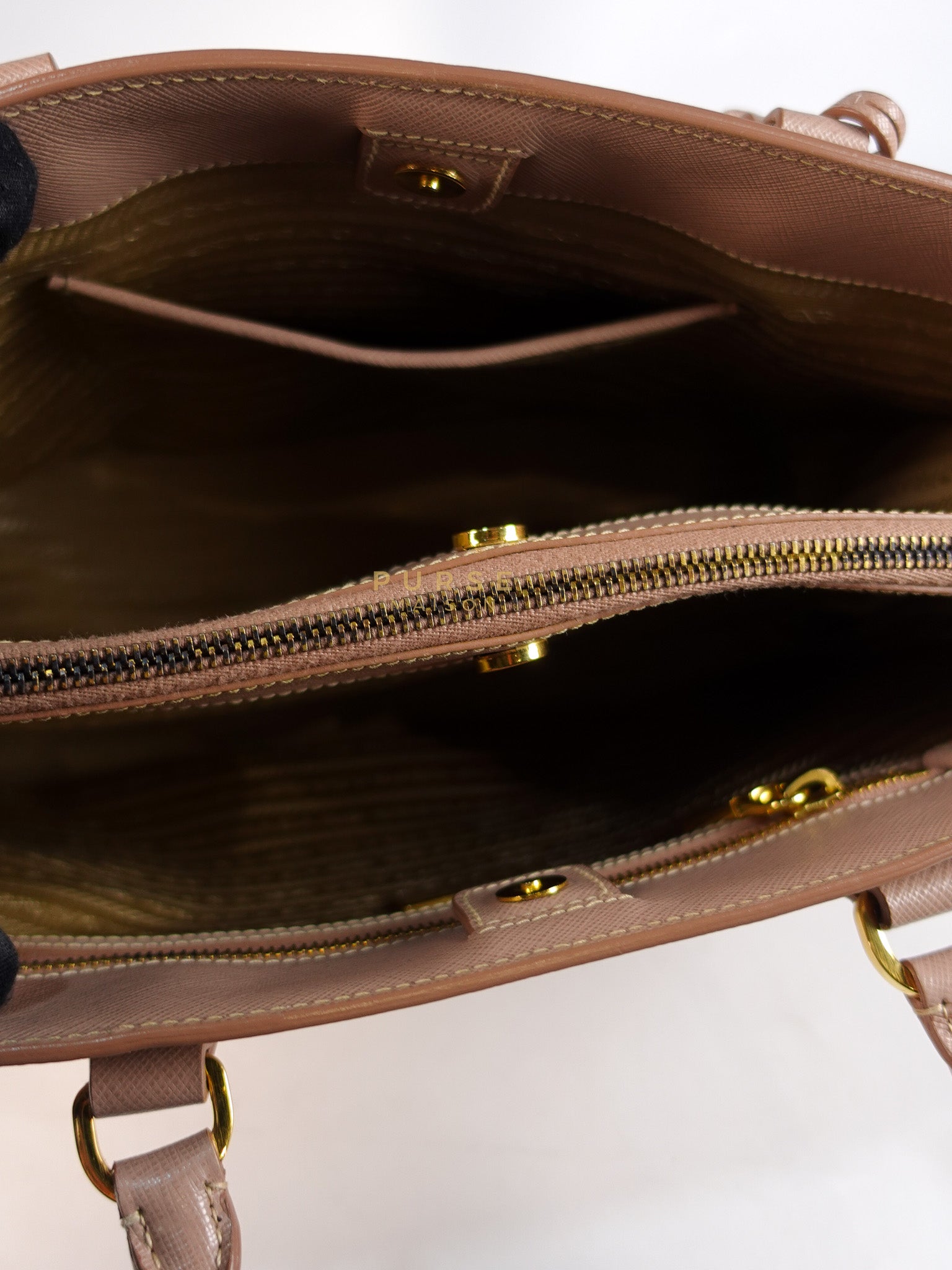 Galleria 2way Tote Bag Large in Light Pink Saffiano Leather & Gold Hardware | Purse Maison Luxury Bags Shop