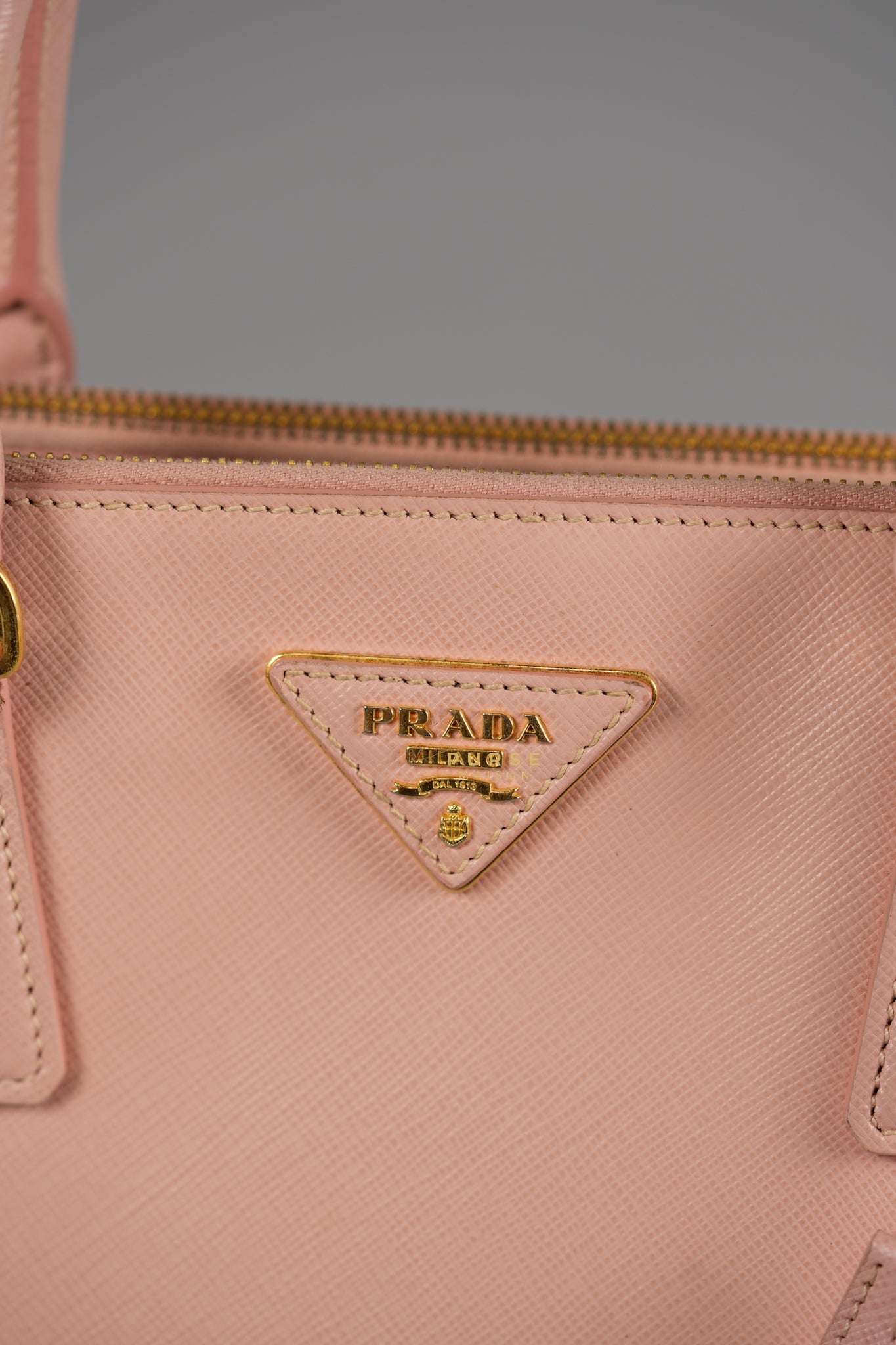 Galleria Small Double Zip in Saffiano Lux Blush Pink | Purse Maison Luxury Bags Shop