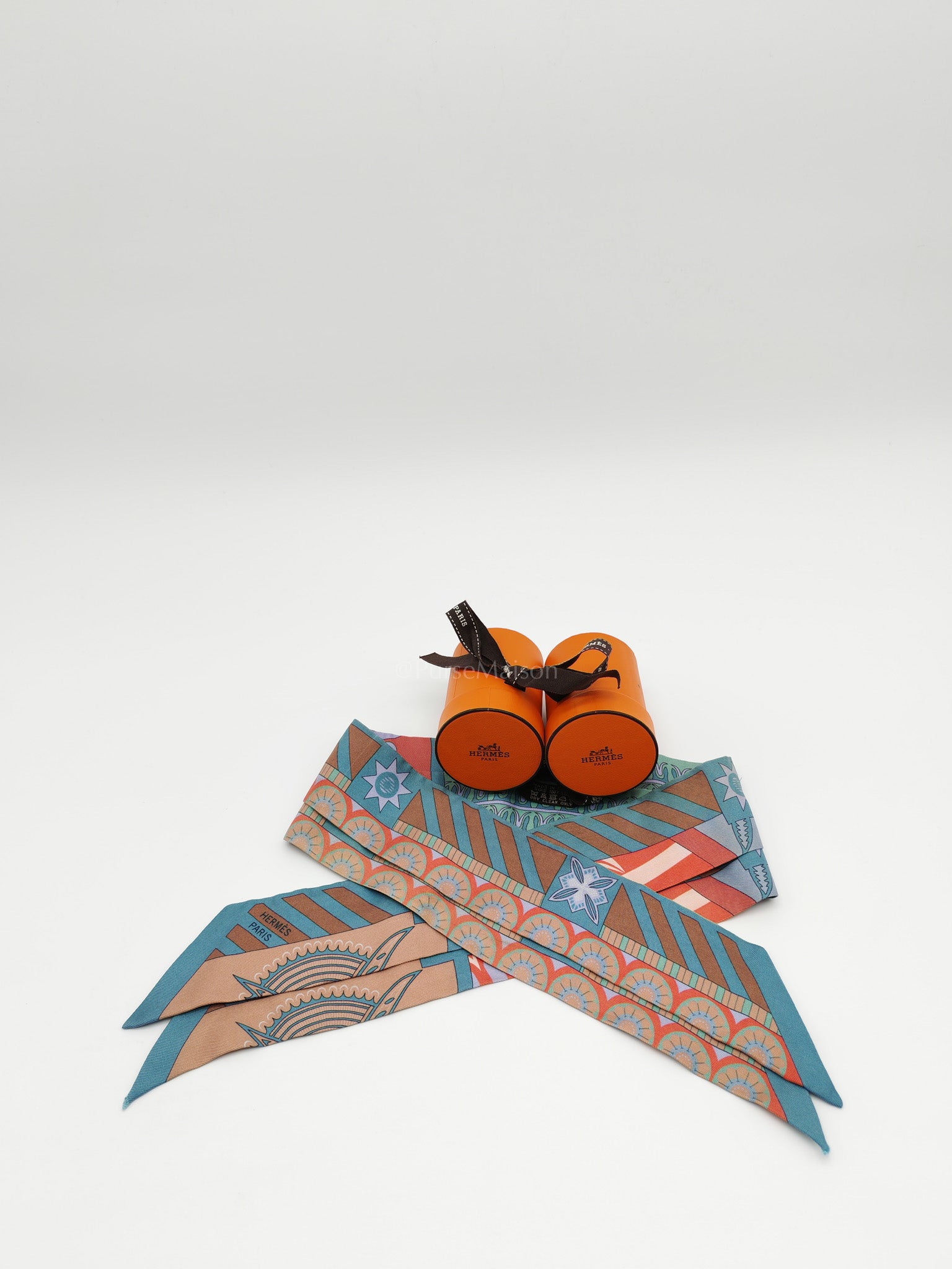 Geometrie Silk Twilly (Pair) | Purse Maison Luxury Bags Shop