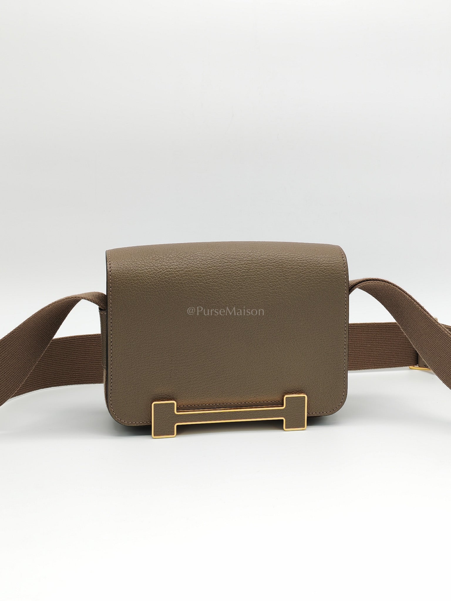 Geta Etoupe in Mysore Chevre Leather and Gold Hardware Stamp U (2022) | Purse Maison Luxury Bags Shop