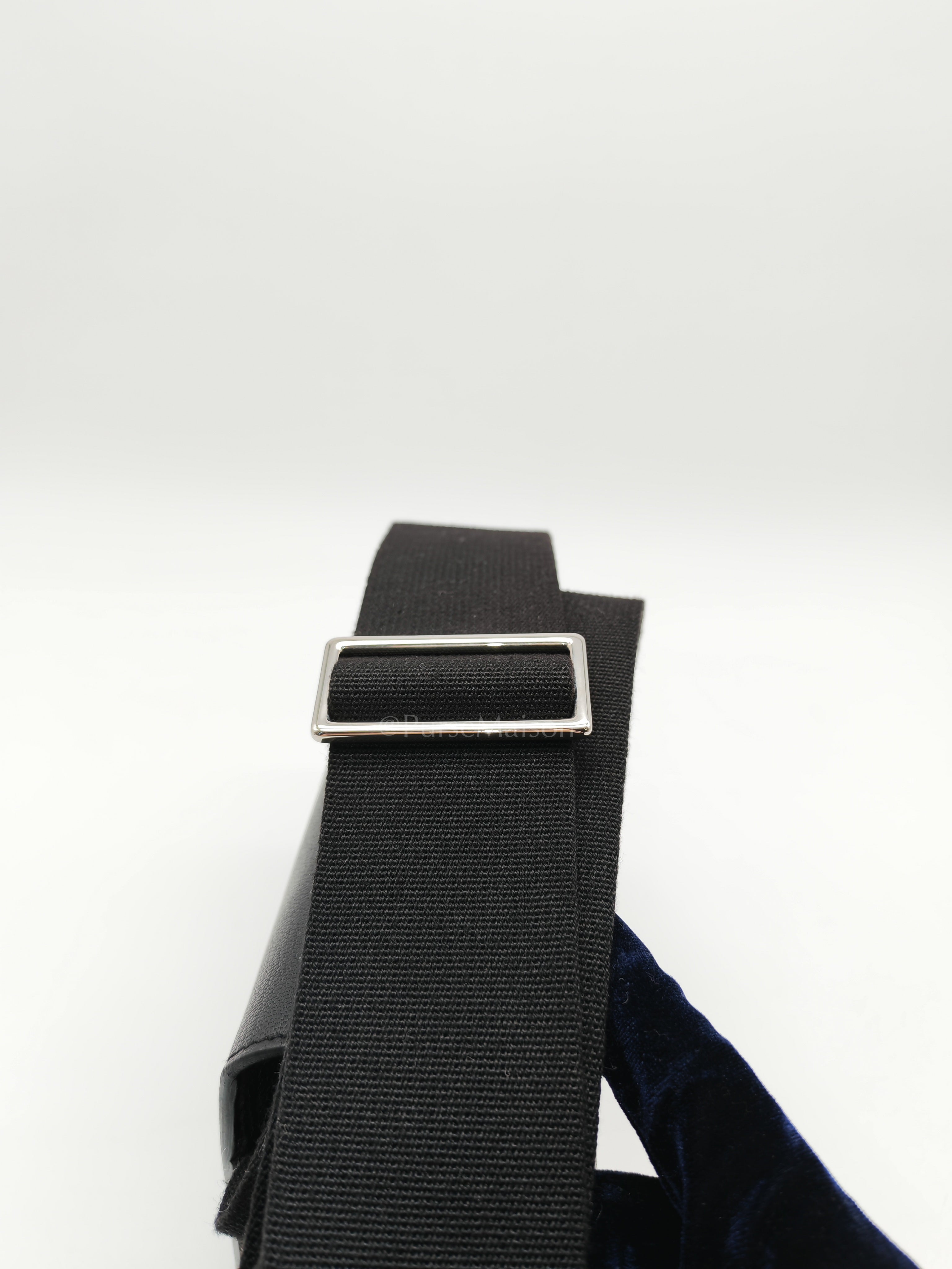 Geta in Black Chevre Mysore Leather and Palladium Hardware Stamp B (2023) | Purse Maison Luxury Bags Shop