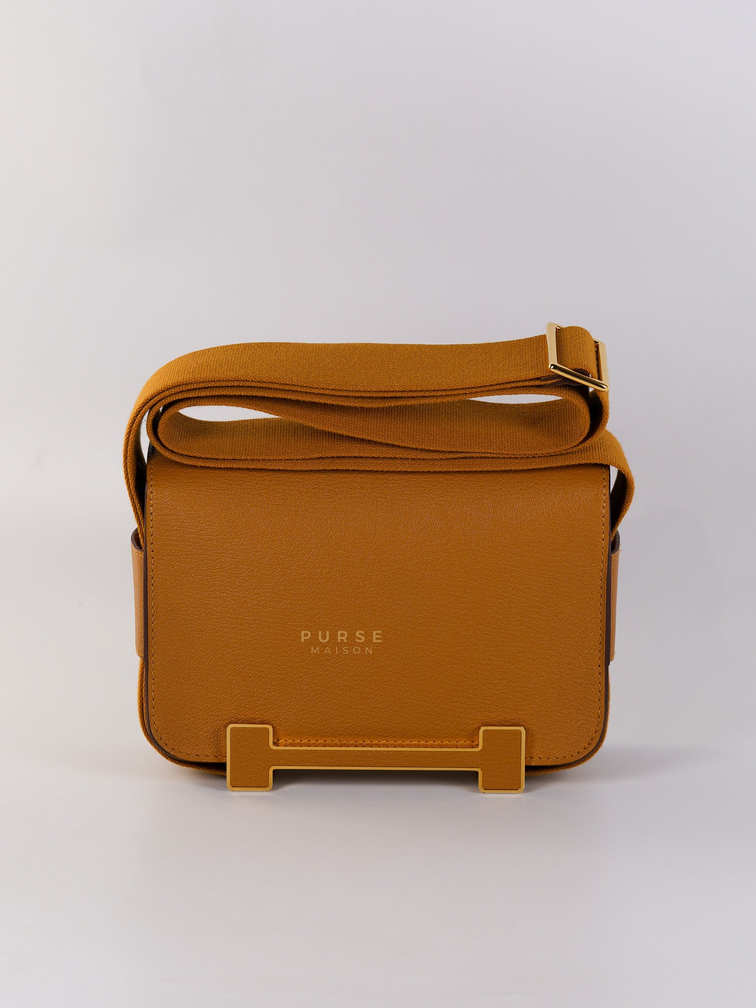 Geta in Camel Chevre Mysore Gold Hardware Stamp W (2024) | Purse Maison Luxury Bags Shop