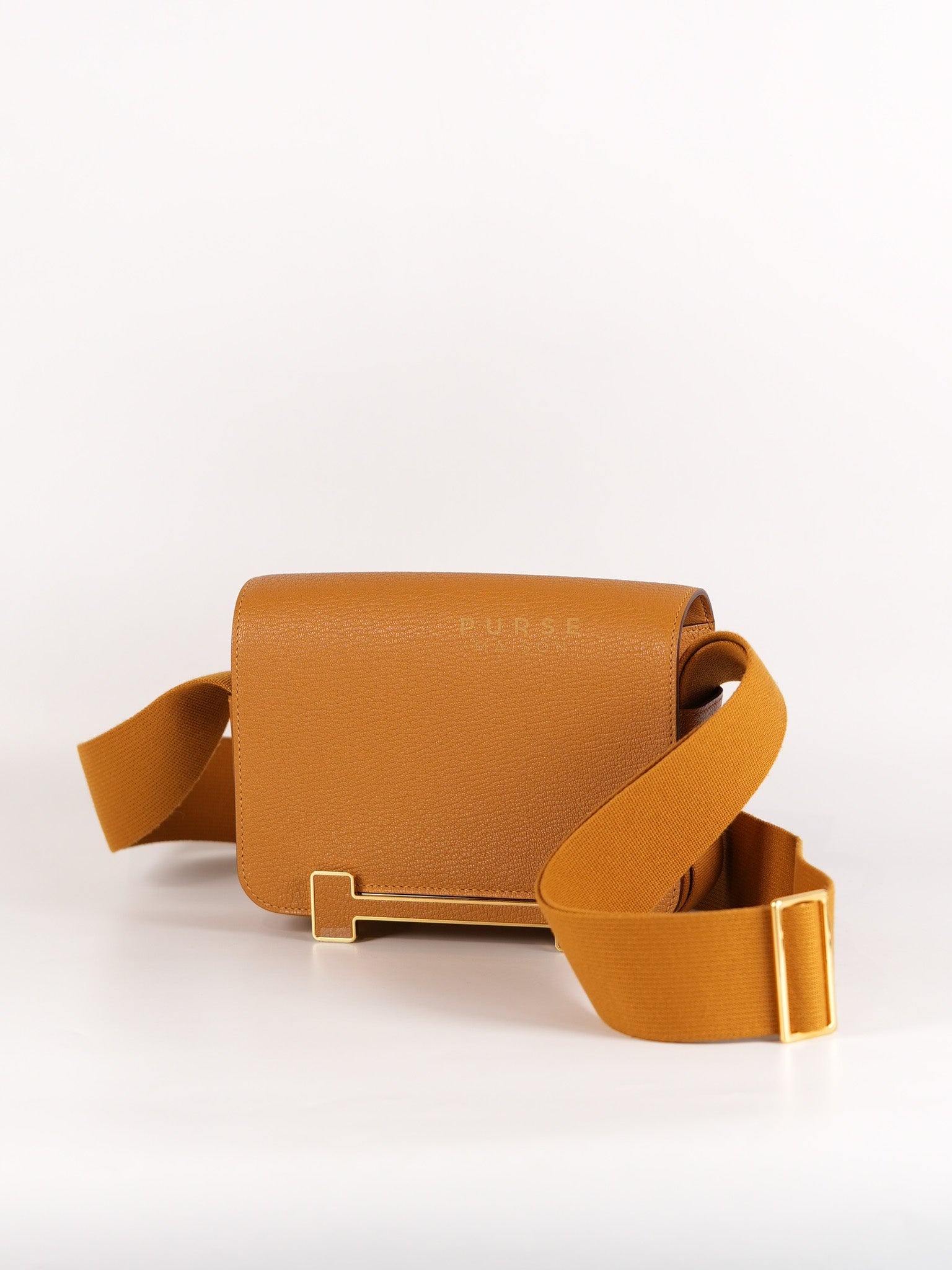 Geta in Camel Chevre Mysore Leather & Gold Hardware Stamp W (2024) | Purse Maison Luxury Bags Shop