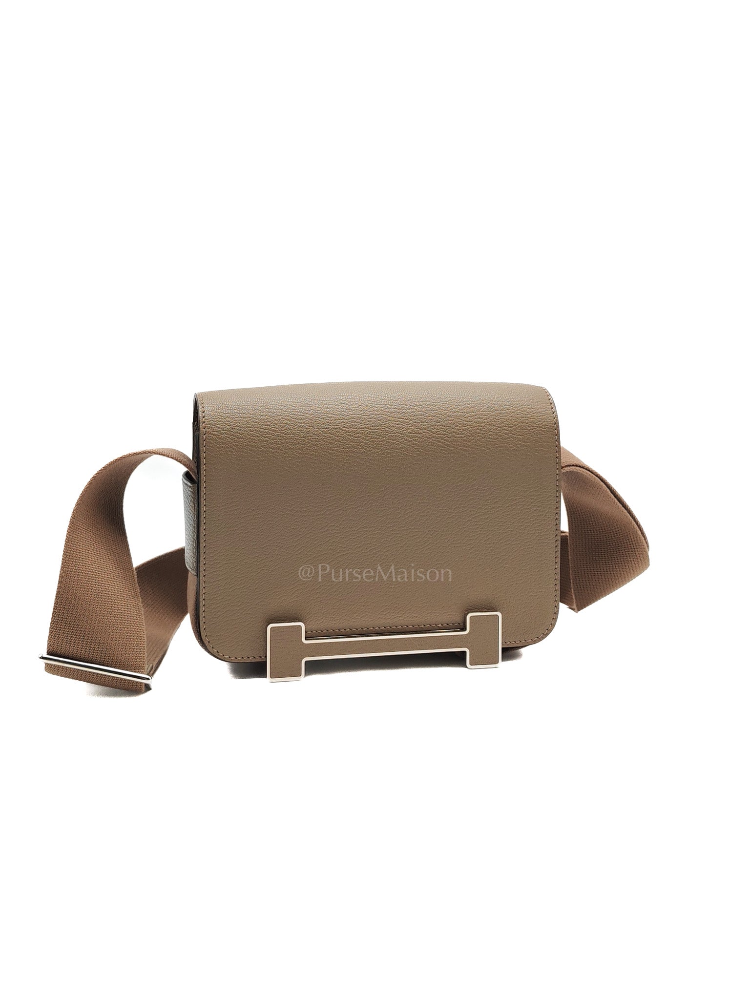 Geta in Etoupe Chevre Mysore Leather & Palladium Hardware Stamp B(2023) | Purse Maison Luxury Bags Shop