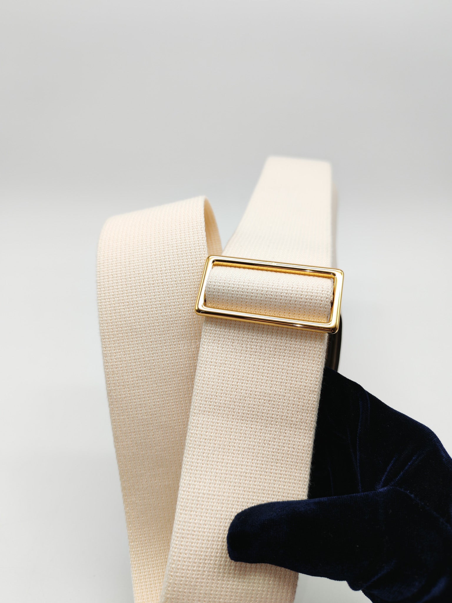 Geta in Nata Chevre Mysore Leather & Gold Hardware Stamp U(2022) | Purse Maison Luxury Bags Shop