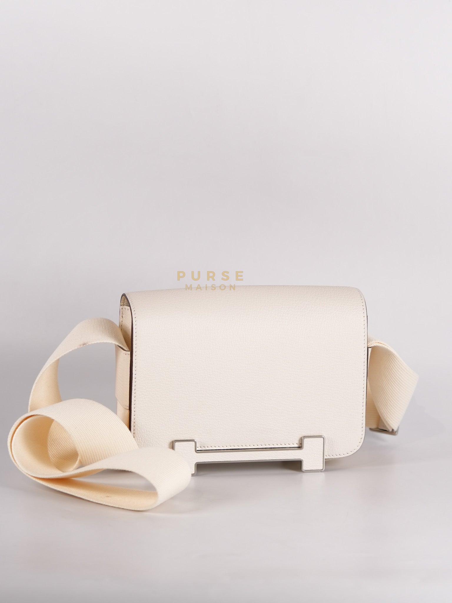 Geta in Nata Chevre Mysore Leather & Palladium Hardware Stamp W (2024) | Purse Maison Luxury Bags Shop