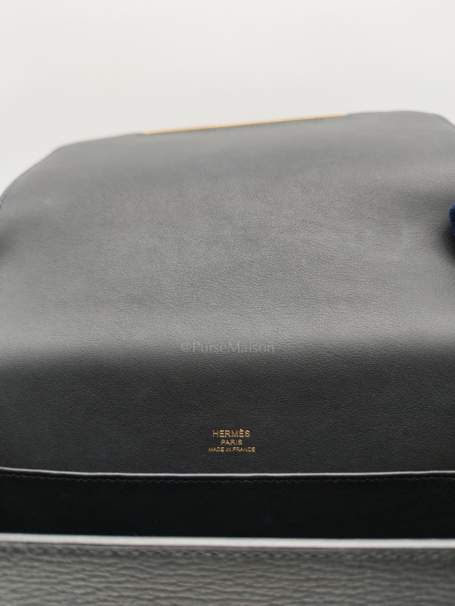 Geta in Black Chevre Mysore Leather & Gold Hardware Stamp B(2023)