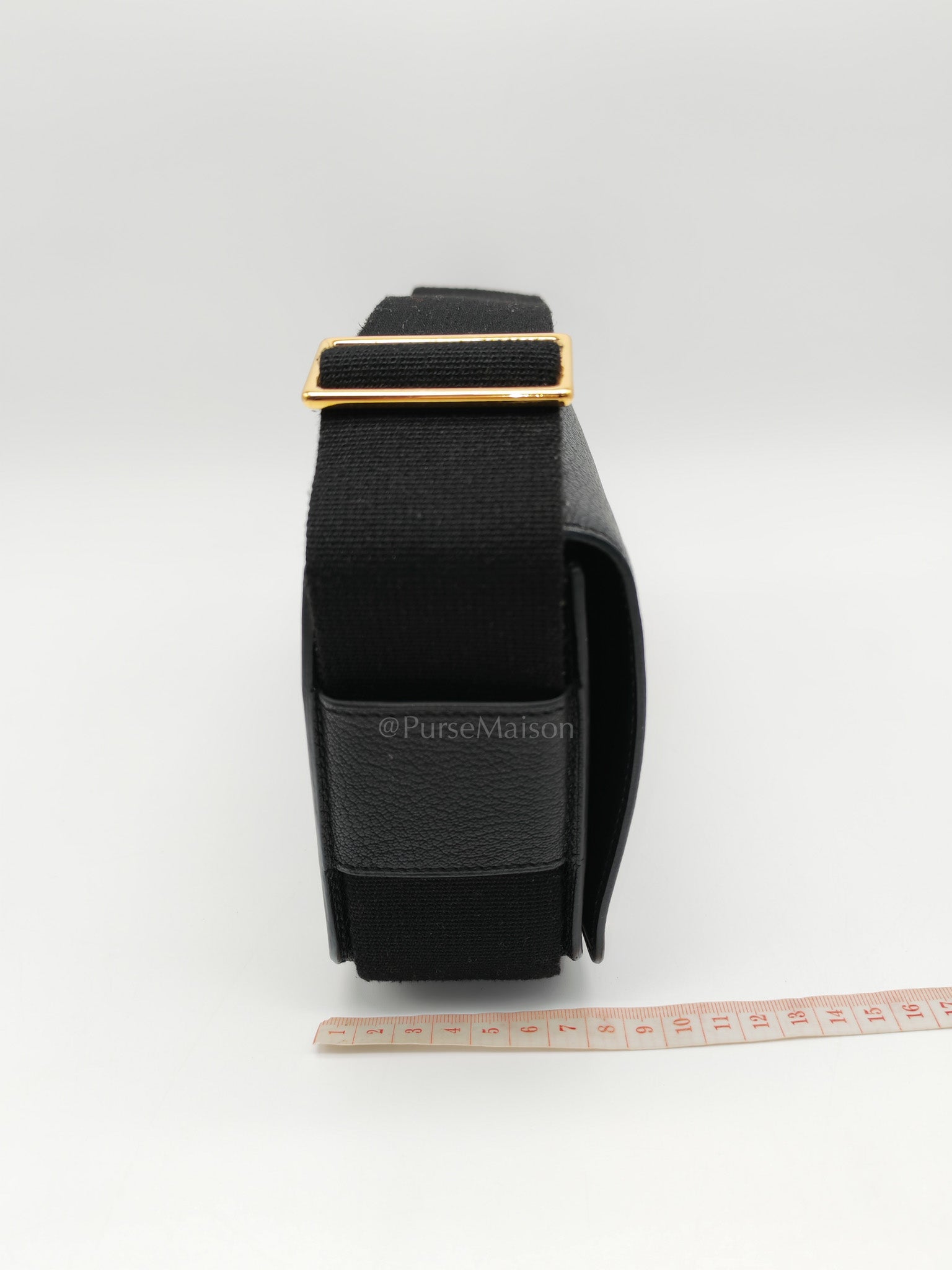 Geta in Black Chevre Mysore Leather & Gold Hardware Stamp B(2023)