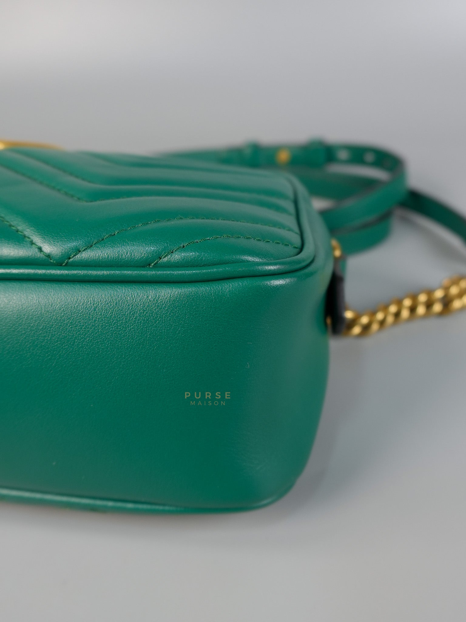 GG Camera Bag in Emerald Green Marmont Leather | Purse Maison Luxury Bags Shop