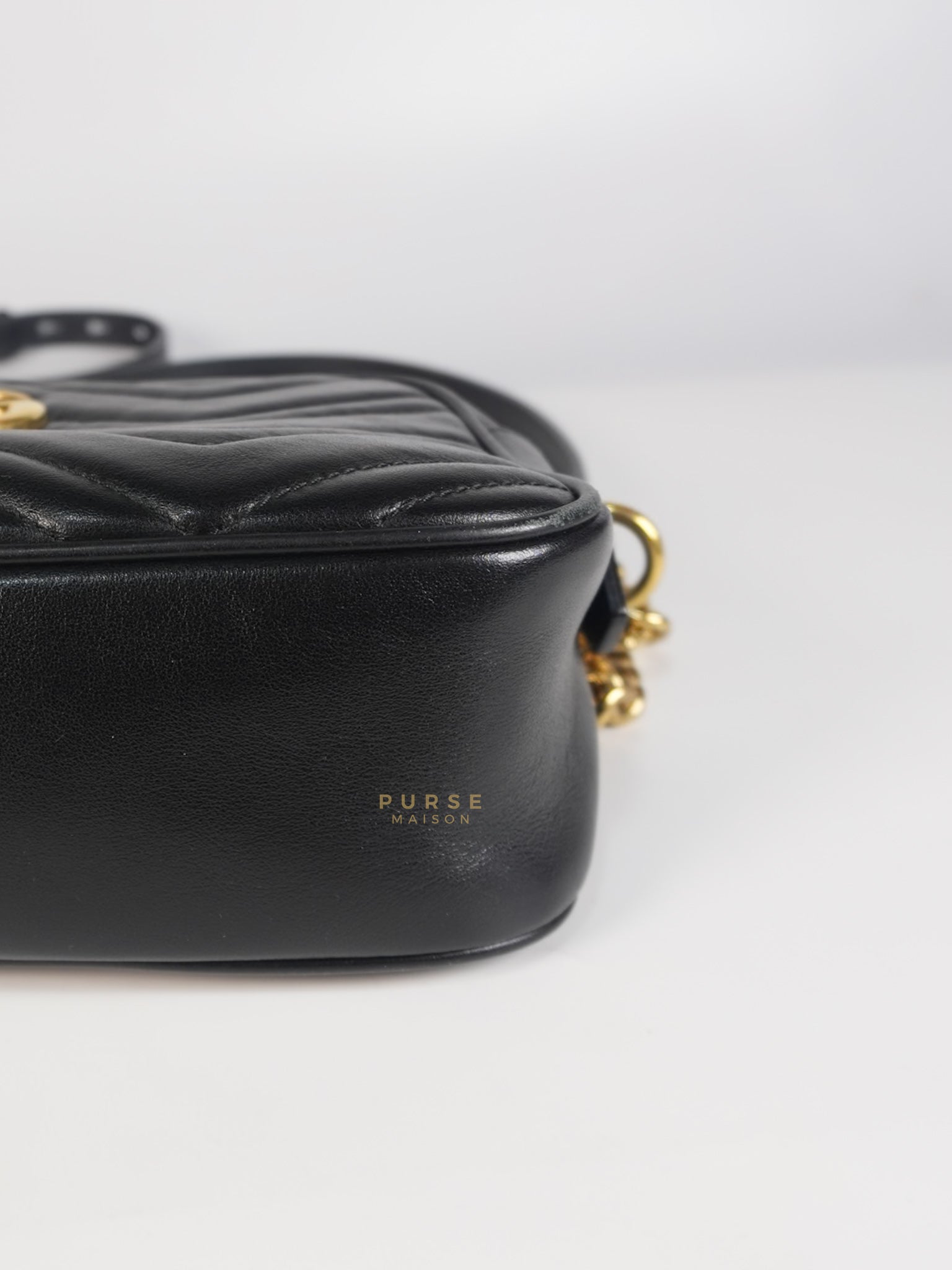 GG Marmont Camera Bag Small in Black Matelassé Leather | Purse Maison Luxury Bags Shop