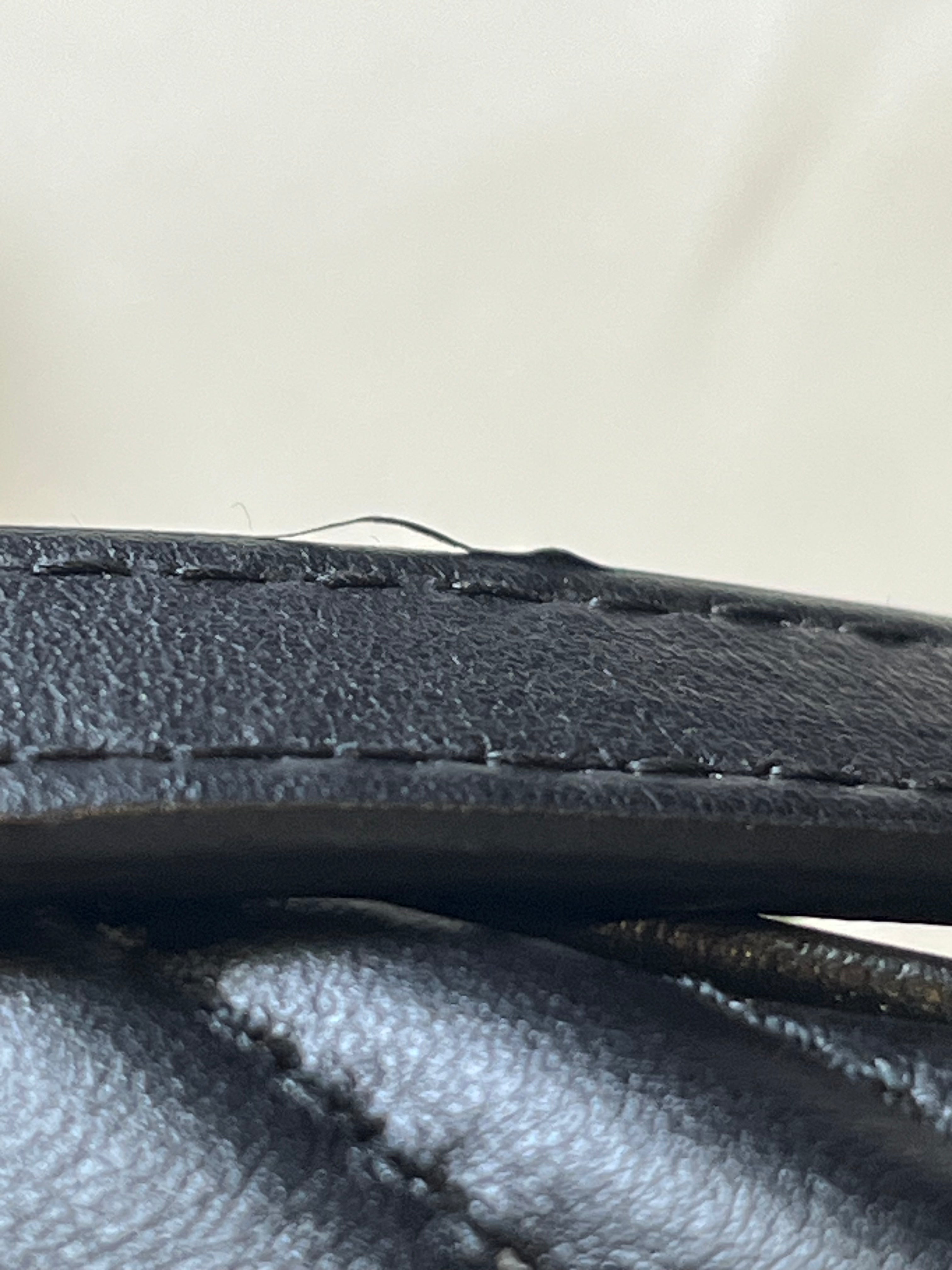 GG Marmont Camera Bag Small in Black Matelassé Leather | Purse Maison Luxury Bags Shop