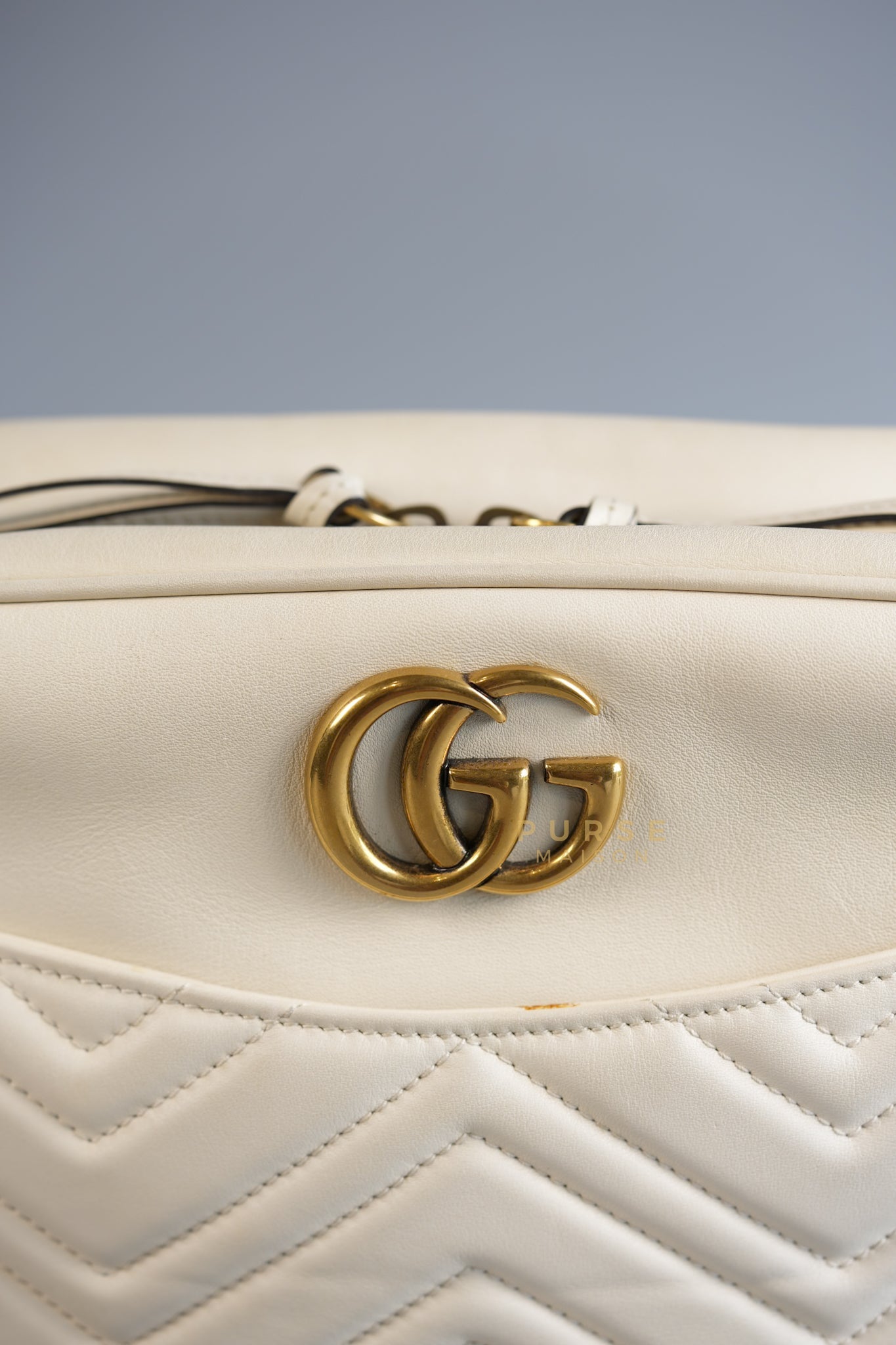 GG Marmont Off White Matelasse Camera Medium Bag | Purse Maison Luxury Bags Shop