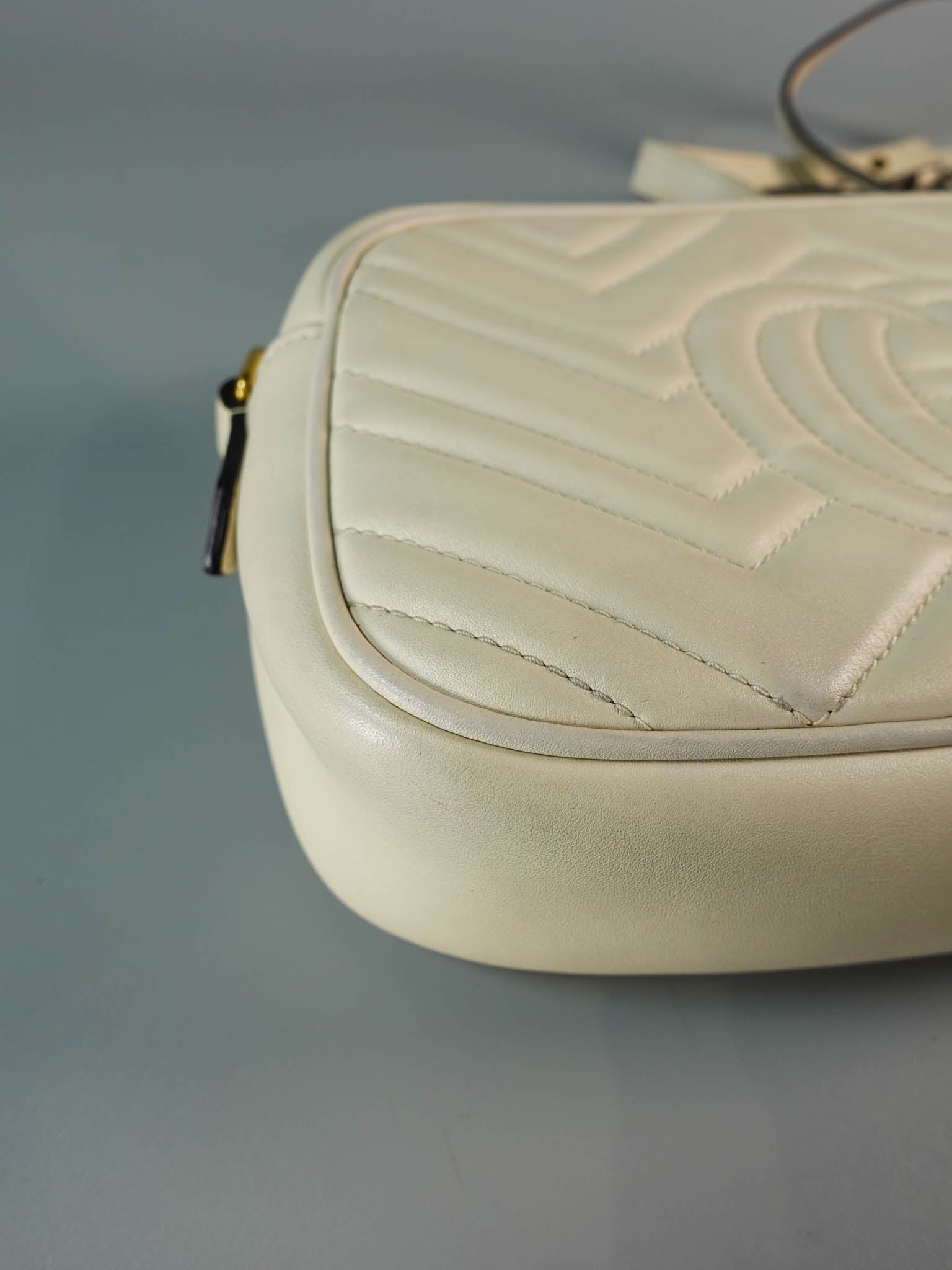 GG Marmont Small White Matelasse Camera Bag | Purse Maison Luxury Bags Shop