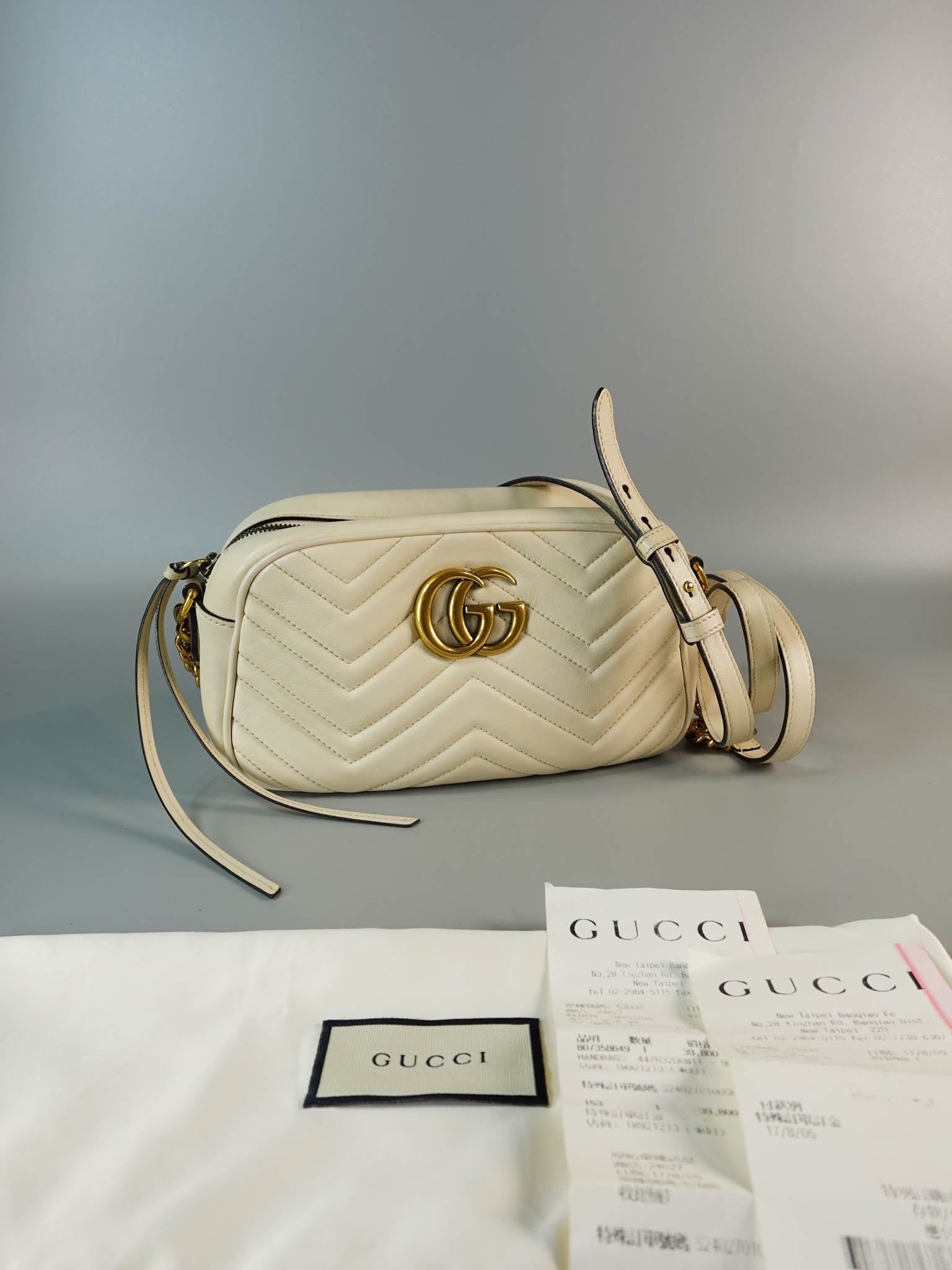 GG Marmont Small White Matelasse Camera Bag | Purse Maison Luxury Bags Shop