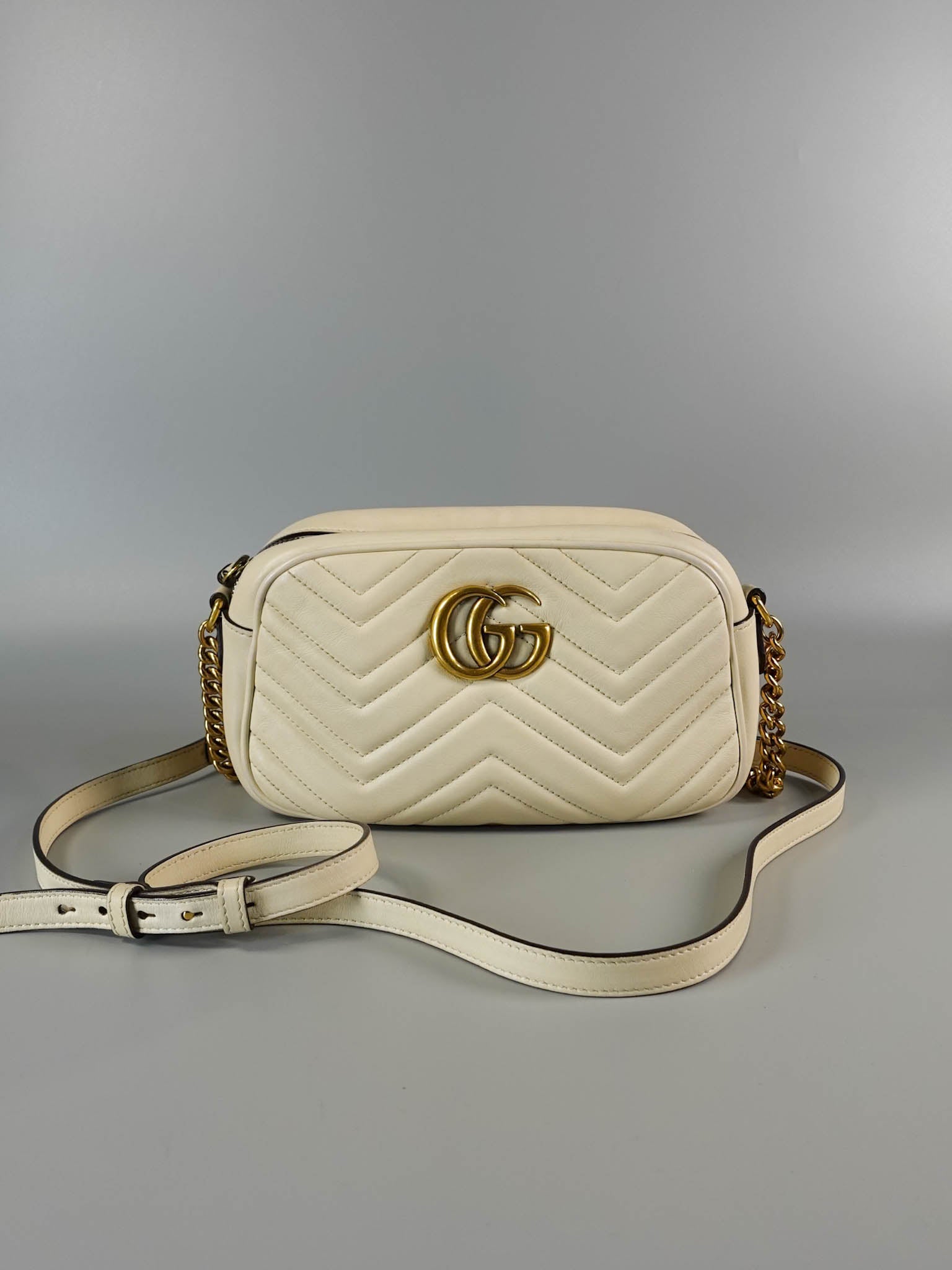 GG Marmont Small White Matelasse Camera Bag | Purse Maison Luxury Bags Shop