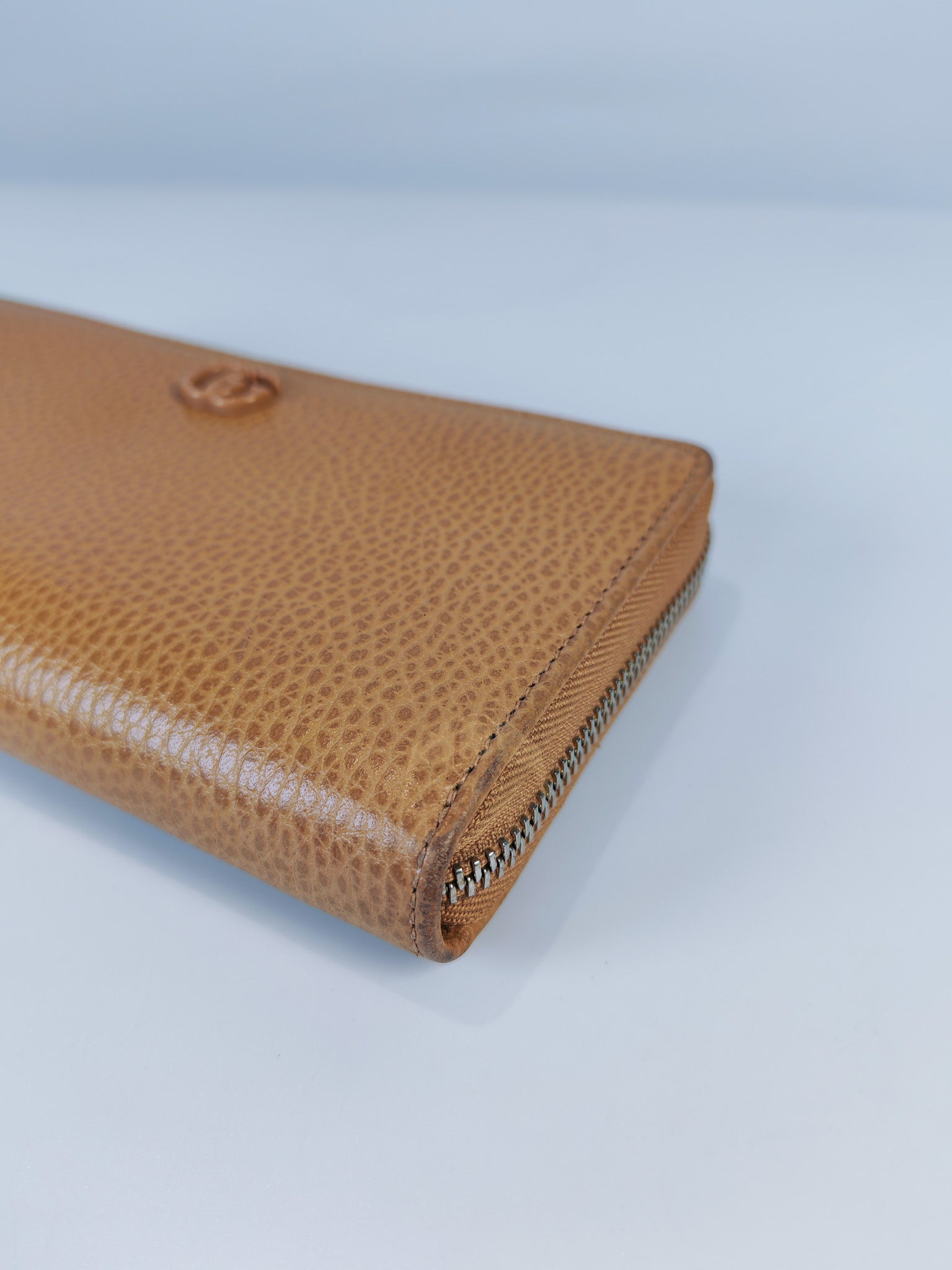 GG Marmont Zip Around Wallet in Tan Pebbled Leather | Purse Maison Luxury Bags Shop