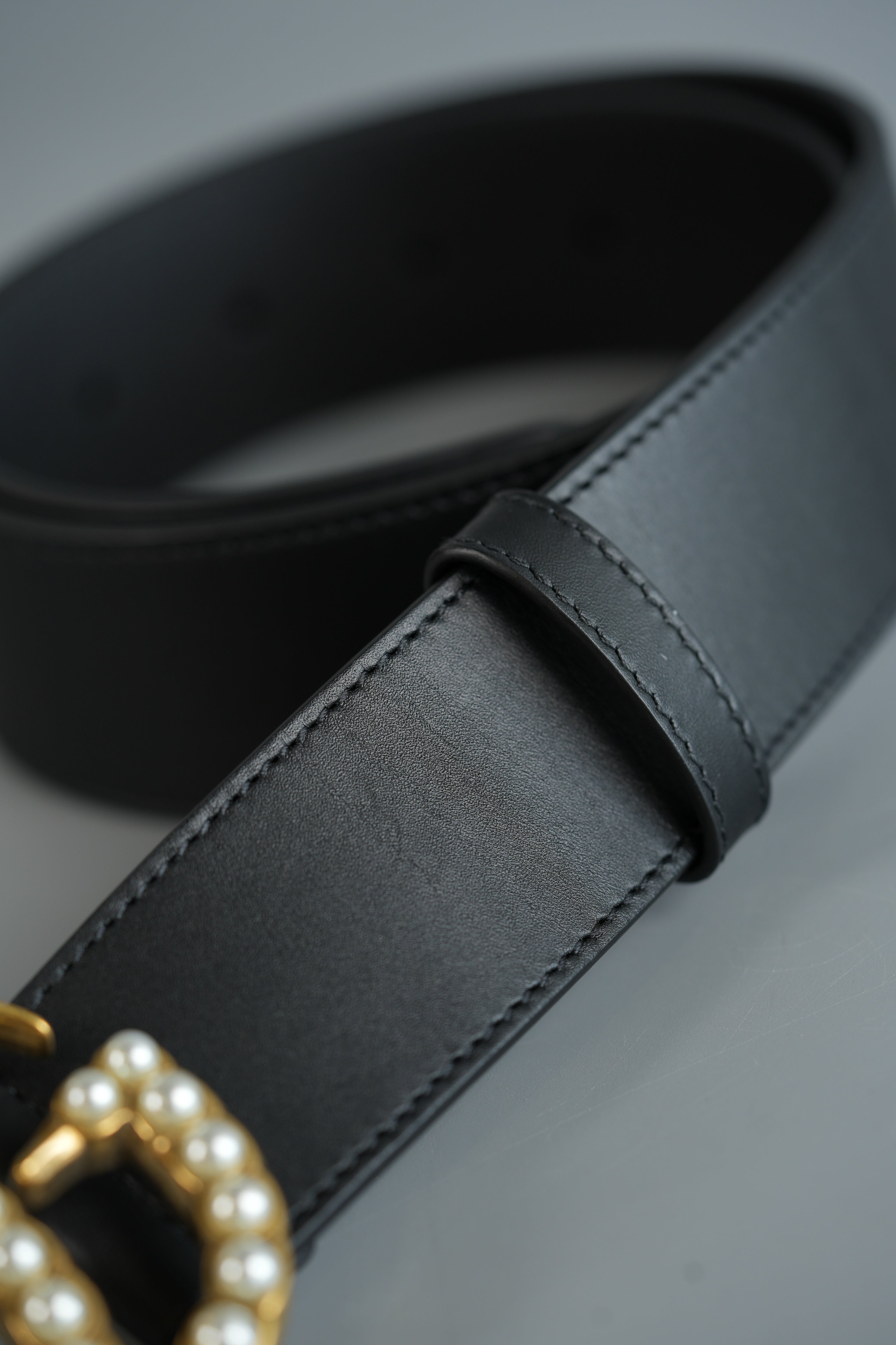 GG Pearl Buckle in Black Marmont Leather Belt (70) | Purse Maison Luxury Bags Shop