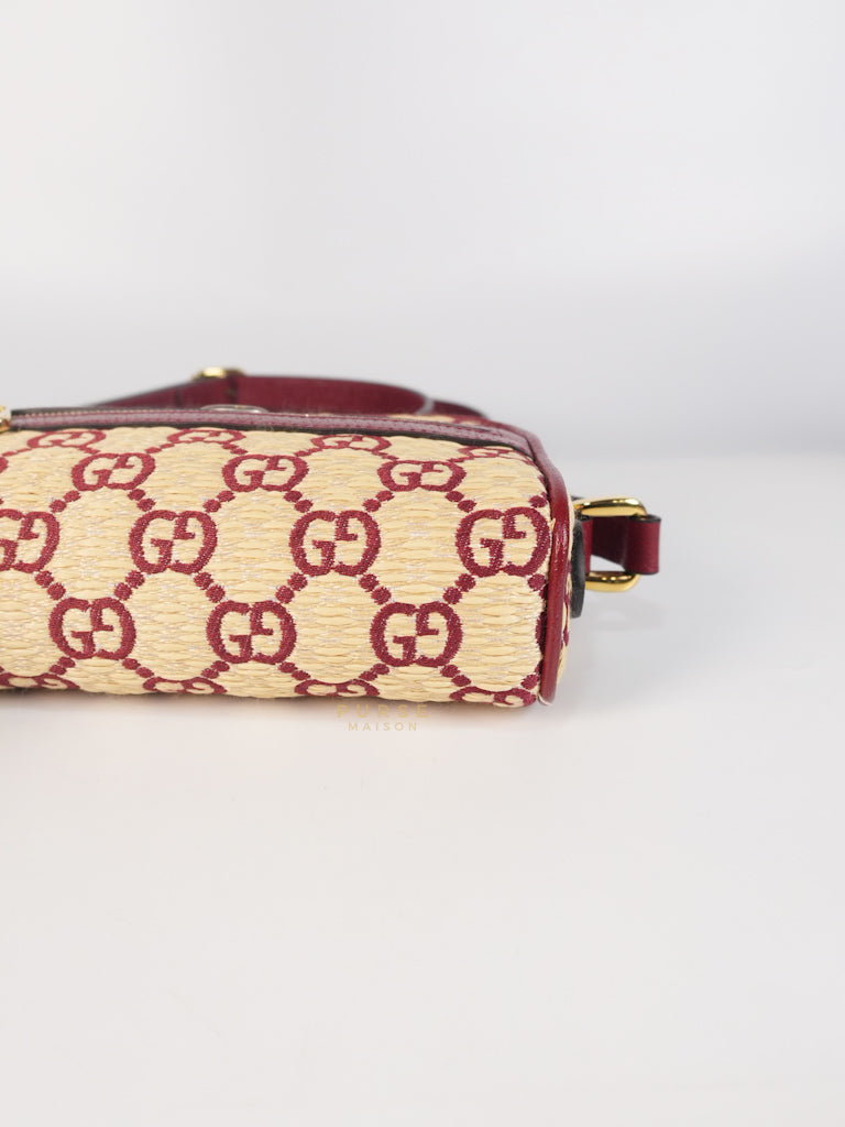 GG Supreme Crossbody Bag in Red GG Straw Effect | Purse Maison Luxury Bags Shop