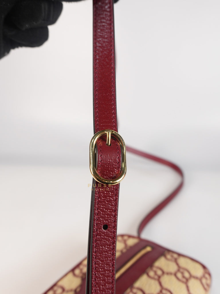 GG Supreme Crossbody Bag in Red GG Straw Effect | Purse Maison Luxury Bags Shop
