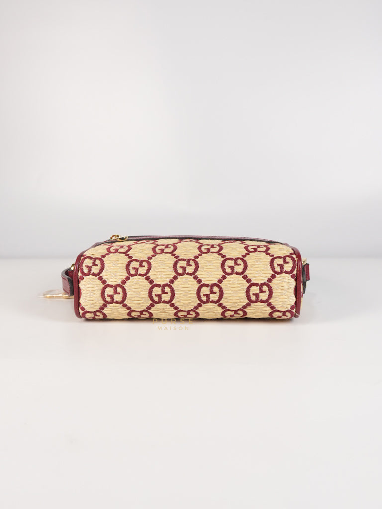 GG Supreme Crossbody Bag in Red GG Straw Effect | Purse Maison Luxury Bags Shop