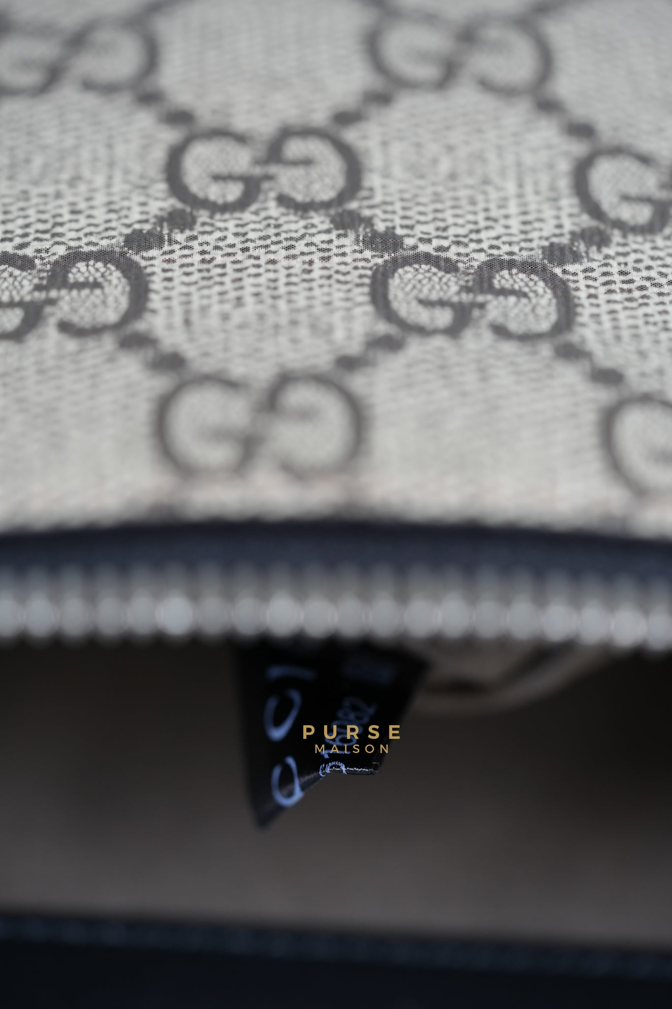 GG Supreme Messenger Bag | Purse Maison Luxury Bags Shop