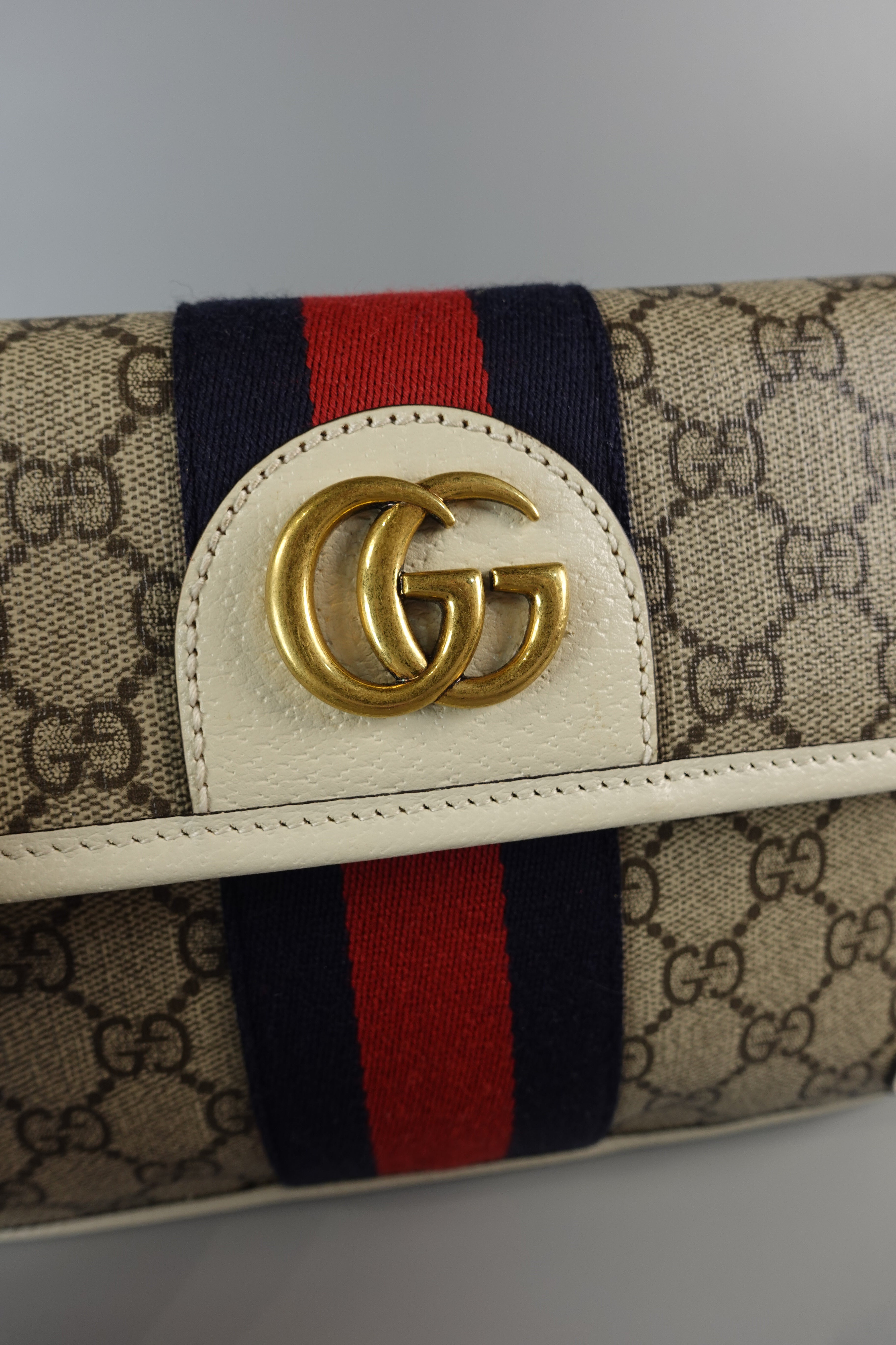 GG Supreme Web Canvas White Ophidia Belt Bag | Purse Maison Luxury Bags Shop