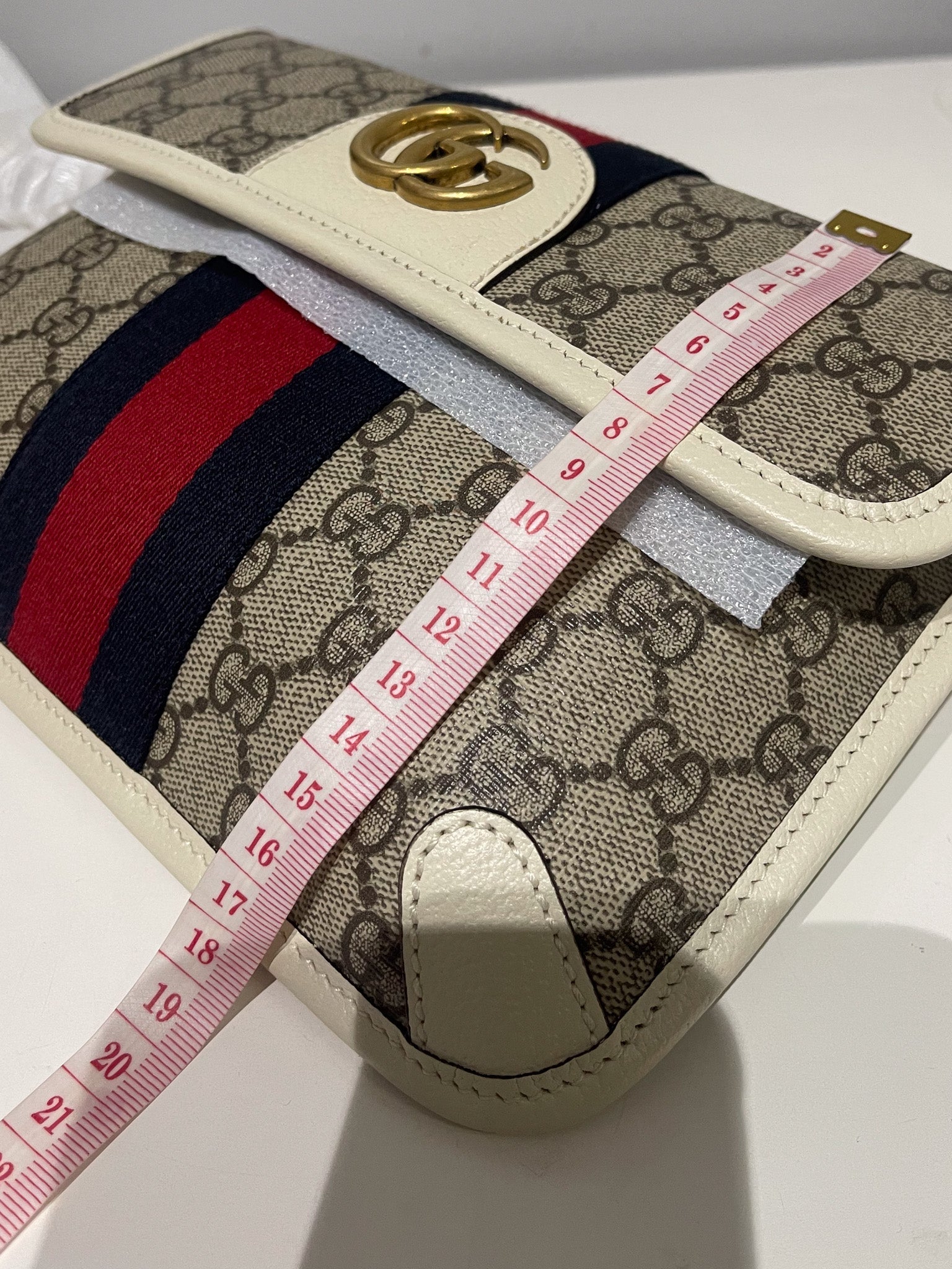 GG Supreme Web Canvas White Ophidia Belt Bag | Purse Maison Luxury Bags Shop