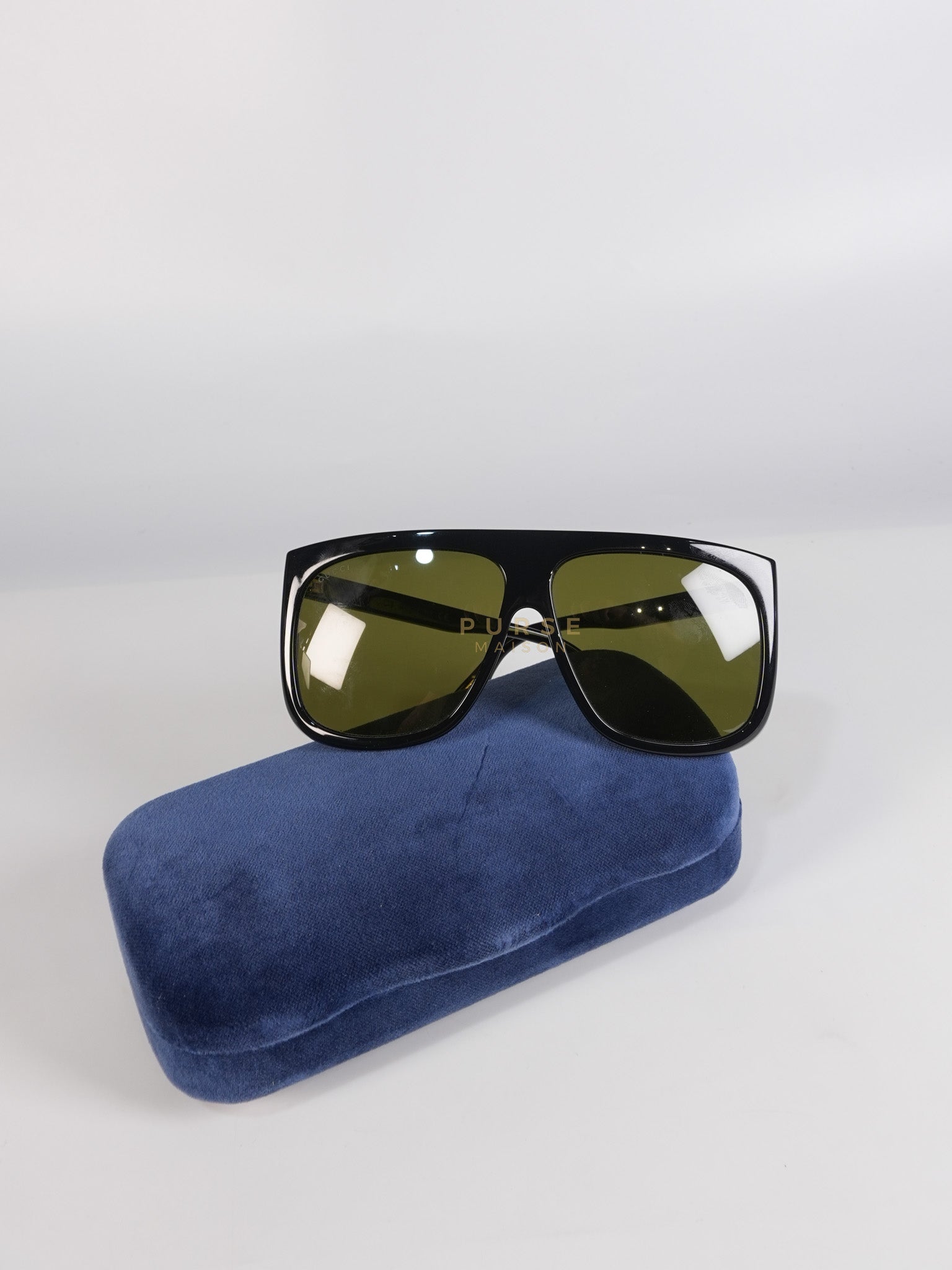 GG0467S Sunglasses in Black/Green | Purse Maison Luxury Bags Shop