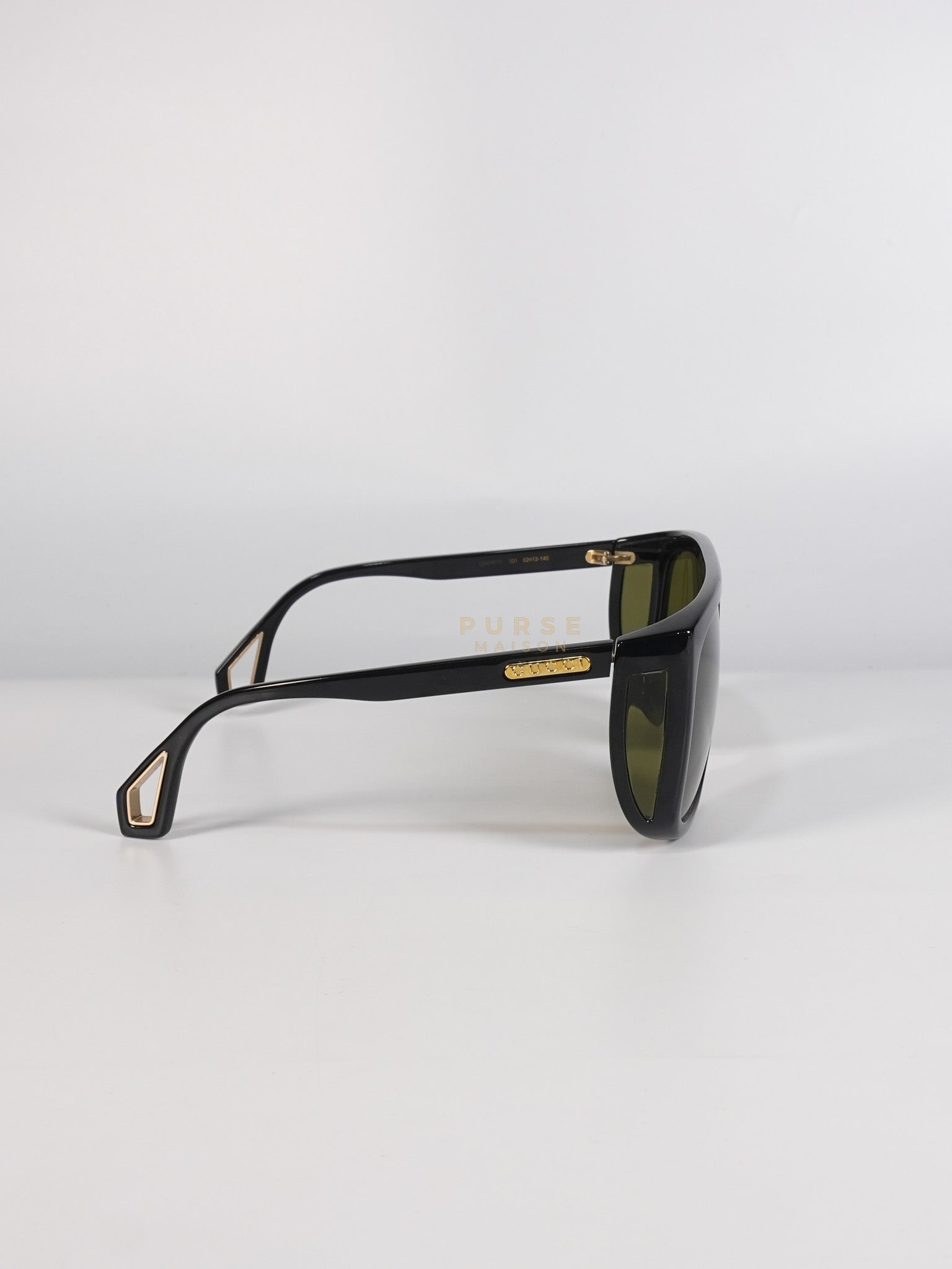 GG0467S Sunglasses in Black/Green | Purse Maison Luxury Bags Shop